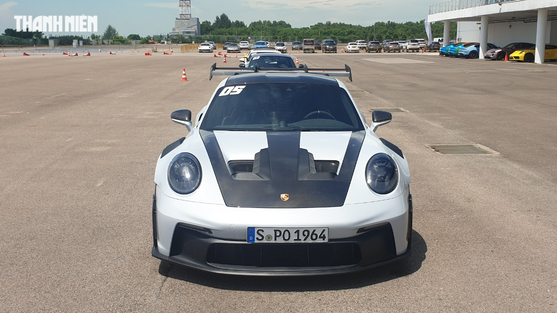 'Ngắm tận mắt, sờ tận tay' xe sang thể thao Porsche 911 GT3 RS 2023 - Ảnh 14.