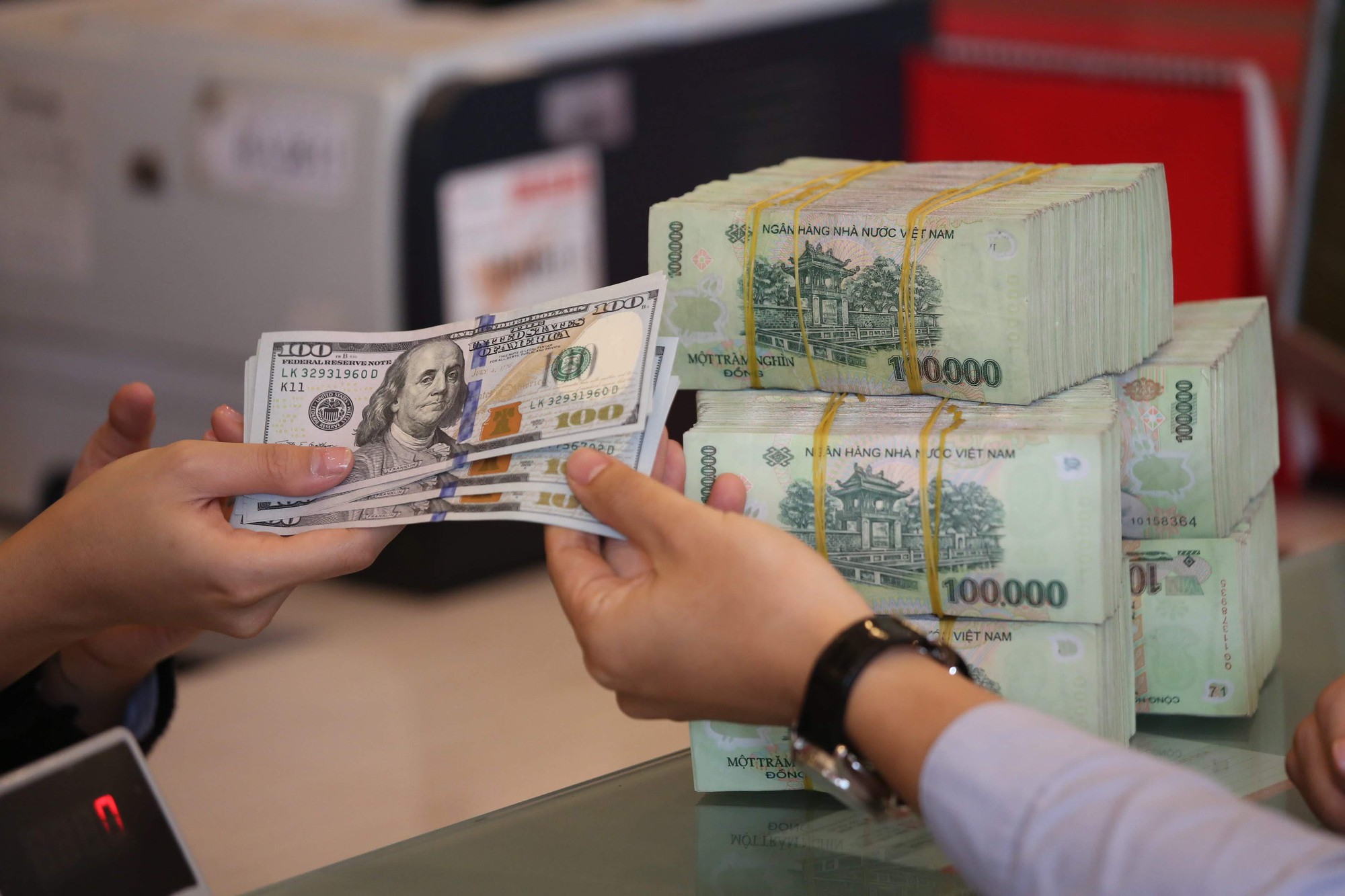 Giá USD hôm nay 25.5.2023: Tự do tăng - Ảnh 1.