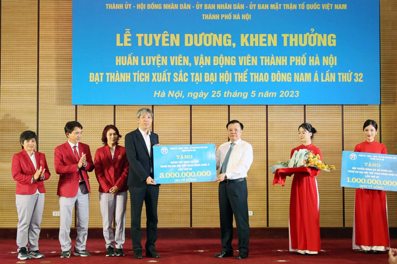 Các VĐV, HLV Hà Nội nhận thưởng lớn sau SEA Games 32 - Ảnh 4.