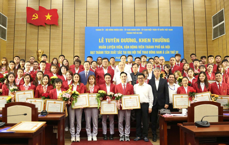 Các VĐV, HLV Hà Nội nhận thưởng lớn sau SEA Games 32 - Ảnh 8.