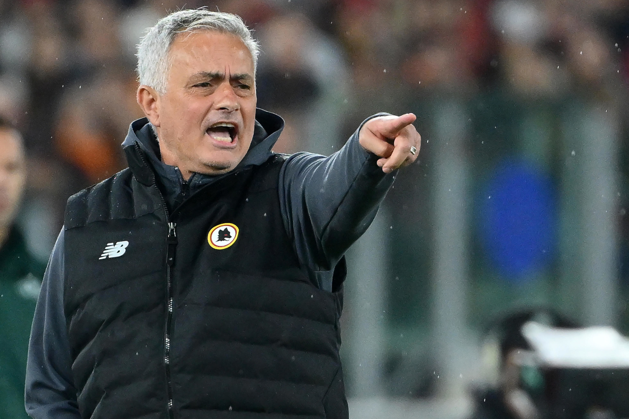 HLV Mourinho