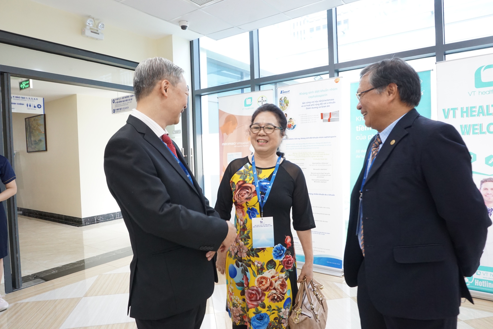 Διάσωση ασθενούς με όγκο στον εγκέφαλο με «κακή πρόγνωση» χρησιμοποιώντας το σύγχρονο ρομπότ χειρουργικής εγκεφάλου Modus V Synaptive - Φωτογραφία 3. Cứu bệnh nhân u não 'tiên lượng xấu' bằng robot mổ não hiện đại Modus V Synaptive - Ảnh 3.