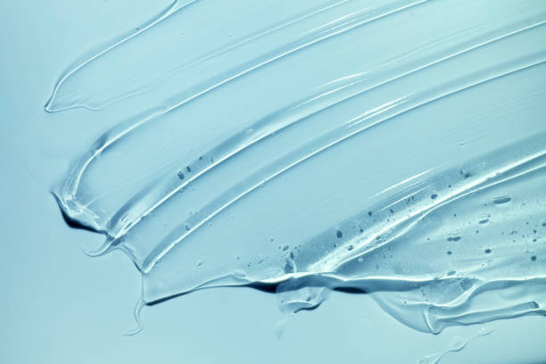 Sữa rửa mặt dạng gel: Xu hướng làm sạch giảm mụn dịu da cho ngày hè - Ảnh 2.
