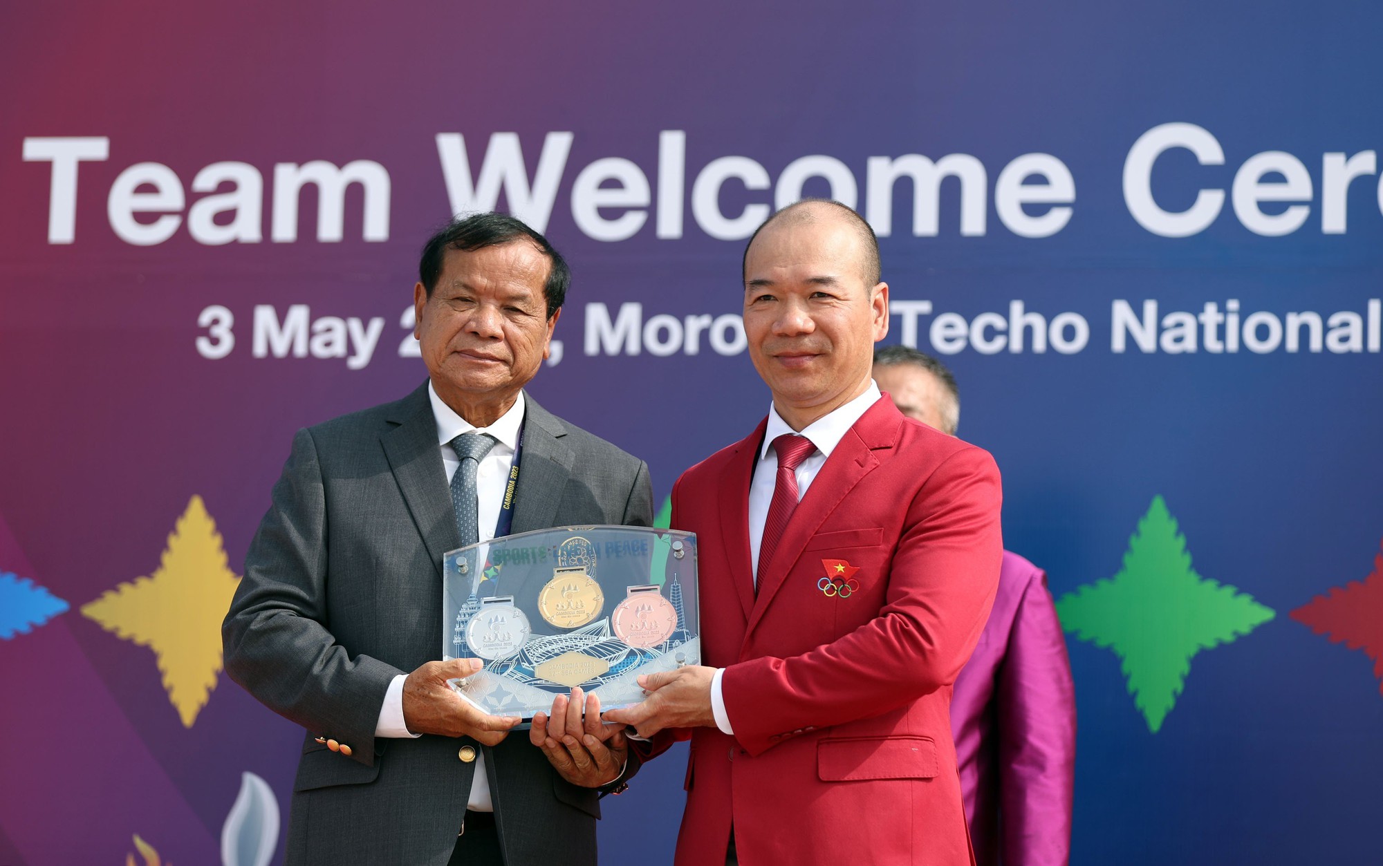 Thiêng liêng lễ thượng cờ Tổ quốc của đoàn thể thao Việt Nam ở SEA Games 32 - Ảnh 5.