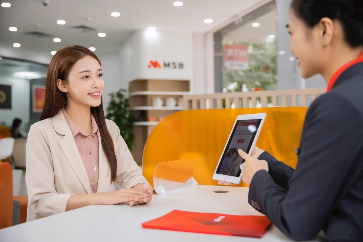 MSB គឺជាធនាគារផ្លាស់ប្តូរឌីជីថលធម្មតានៅឆ្នាំ 2022 - រូបថត 2 ។ MSB là ngân hàng chuyển đổi số tiêu biểu 2022 - Ảnh 2.