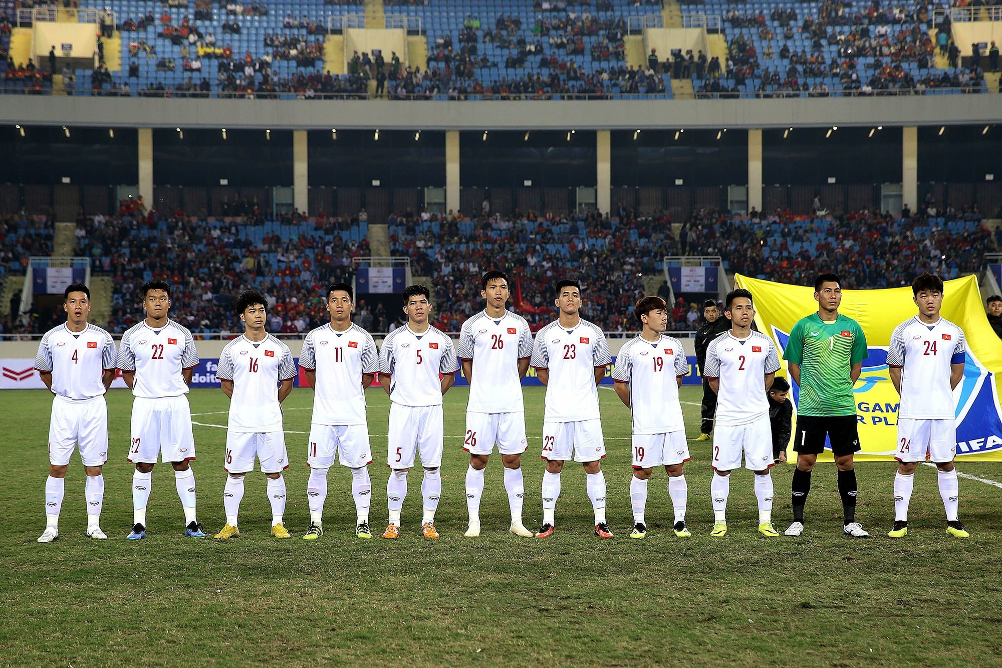 Sân Mỹ Đình thưa thớt trận đội tuyển Việt Nam đá giao hữu với CHDCND Triều Tiên