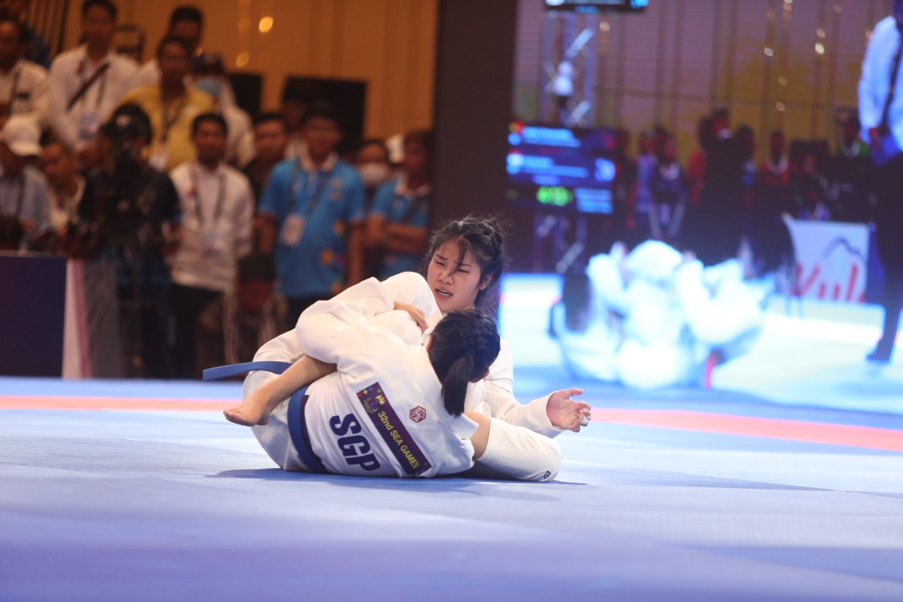 SEA Games 32: Nén đớn đau giành huy chương đầu tiên cho võ thuật Việt Nam - Ảnh 5.