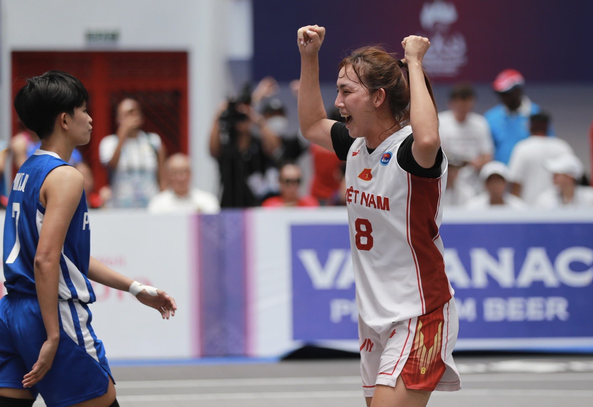 Giọt nước mắt nghẹn nào của bóng rổ nữ 3x3 Việt Nam sau chiến thắng lịch sử - Ảnh 8.