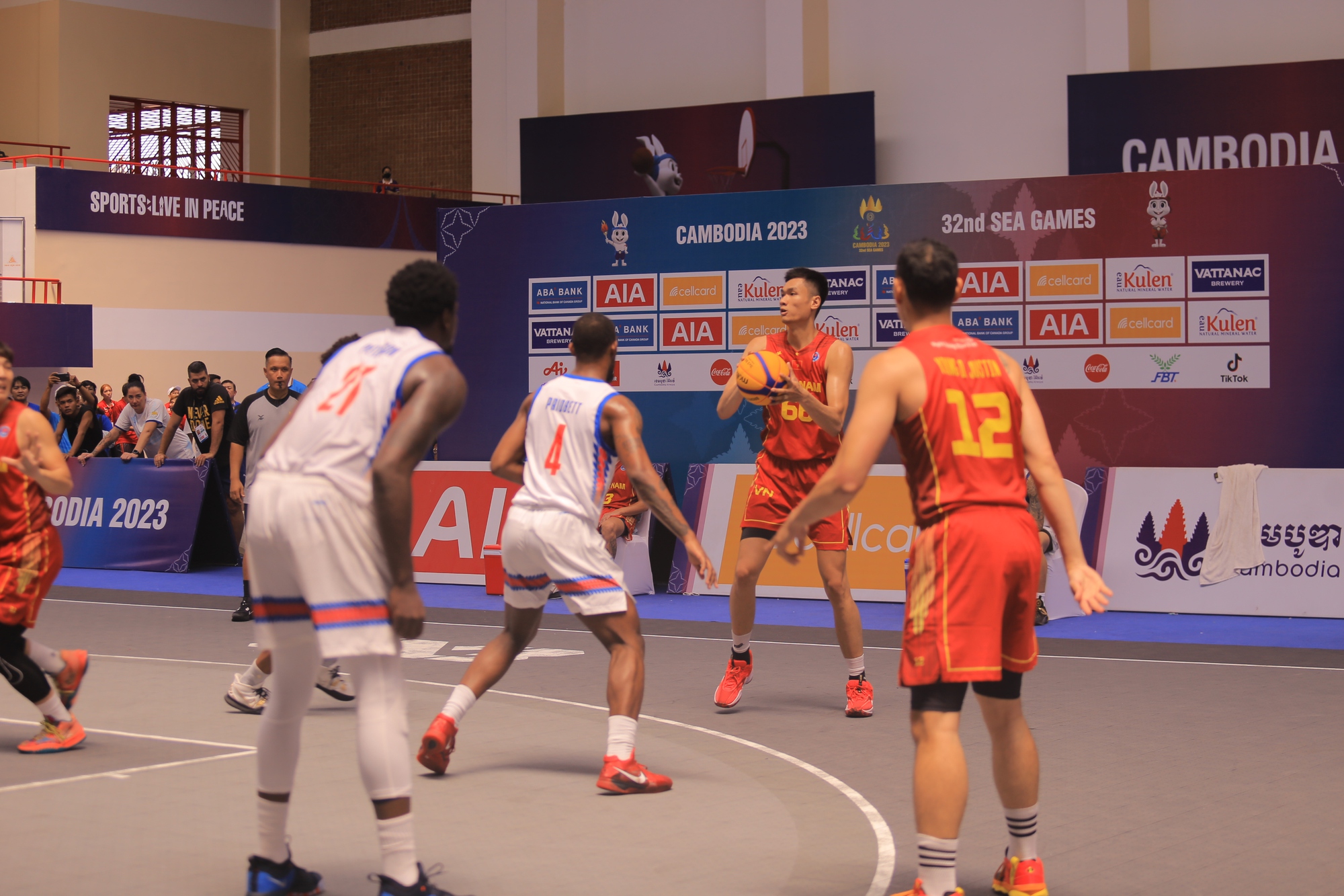 Thua thiệt thể hình, bóng rổ nam 3x3 Việt Nam trắng tay rời SEA Games 32 - Ảnh 1.