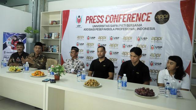 Trường đại học tại Indonesia sẽ trao học bổng cho các VĐV giành huy chương SEA Games - Ảnh 1.
