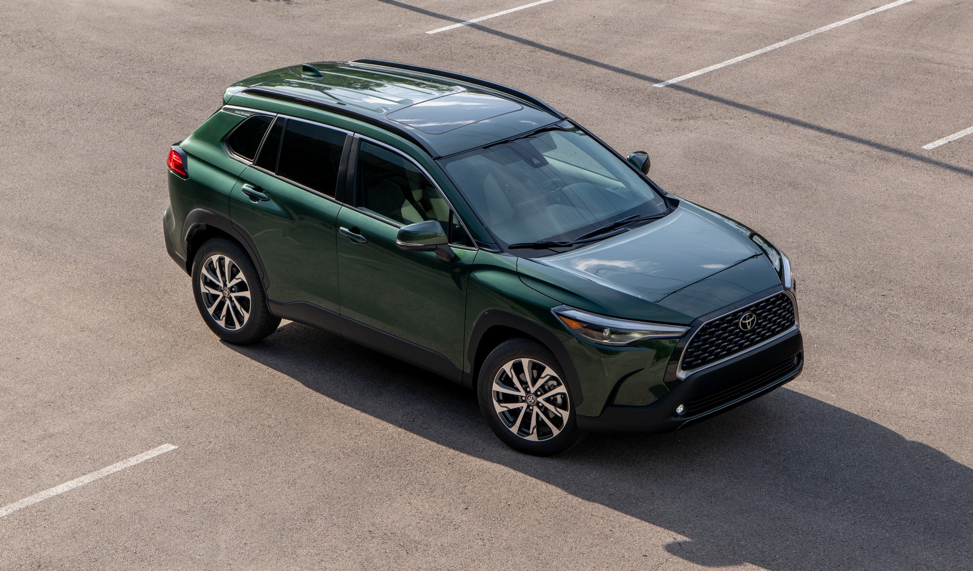 Corolla Cross bị lỗi, Toyota khuyến cáo khách hàng không ngồi ở ghế phụ phía trước - Ảnh 3. Corolla Cross bị lỗi, Toyota khuyến cáo khách hàng không ngồi ở ghế phụ phía trước - Ảnh 3.