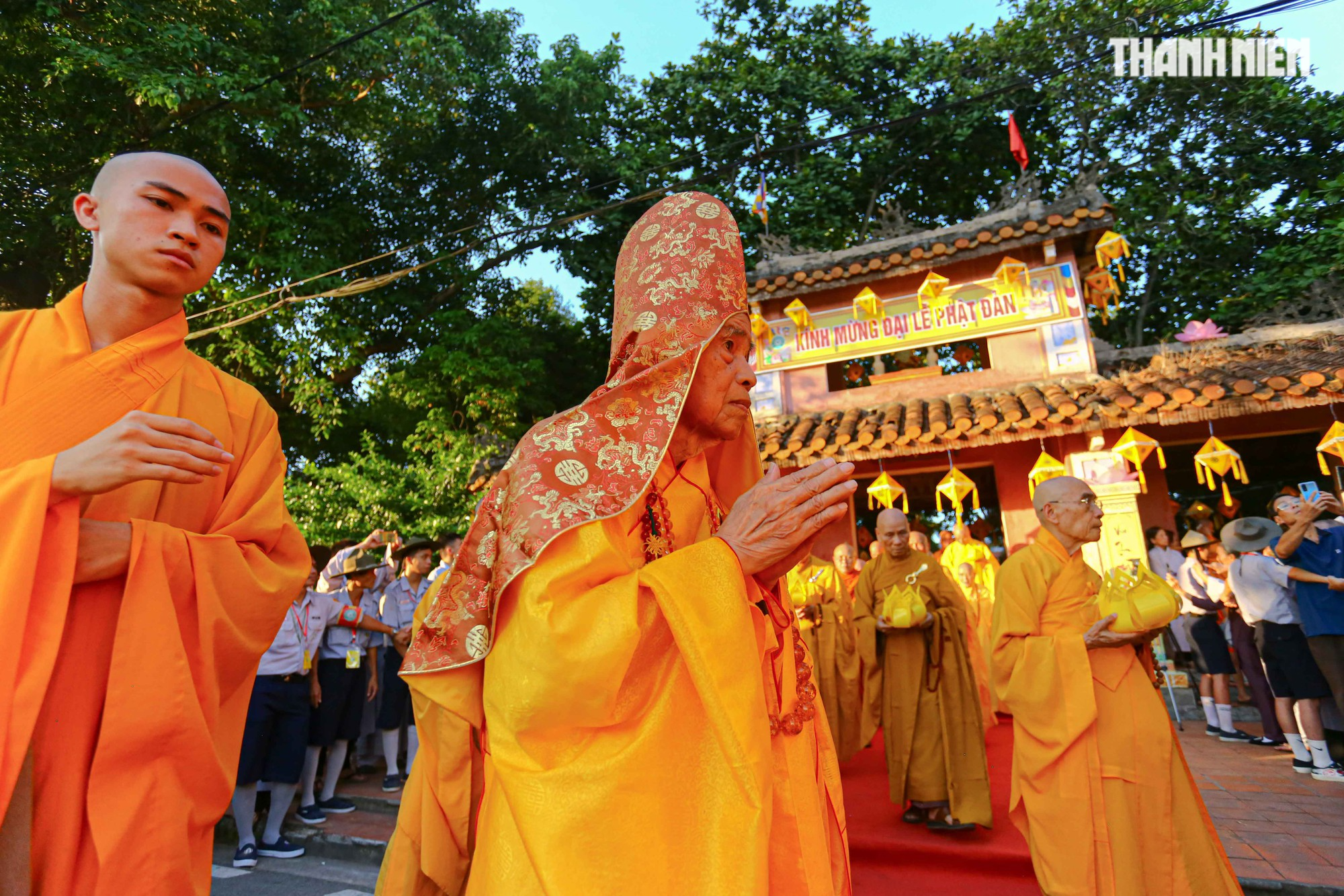 Đại lễ Phật đản: Người Huế trang nghiêm rước Phật - Ảnh 9.