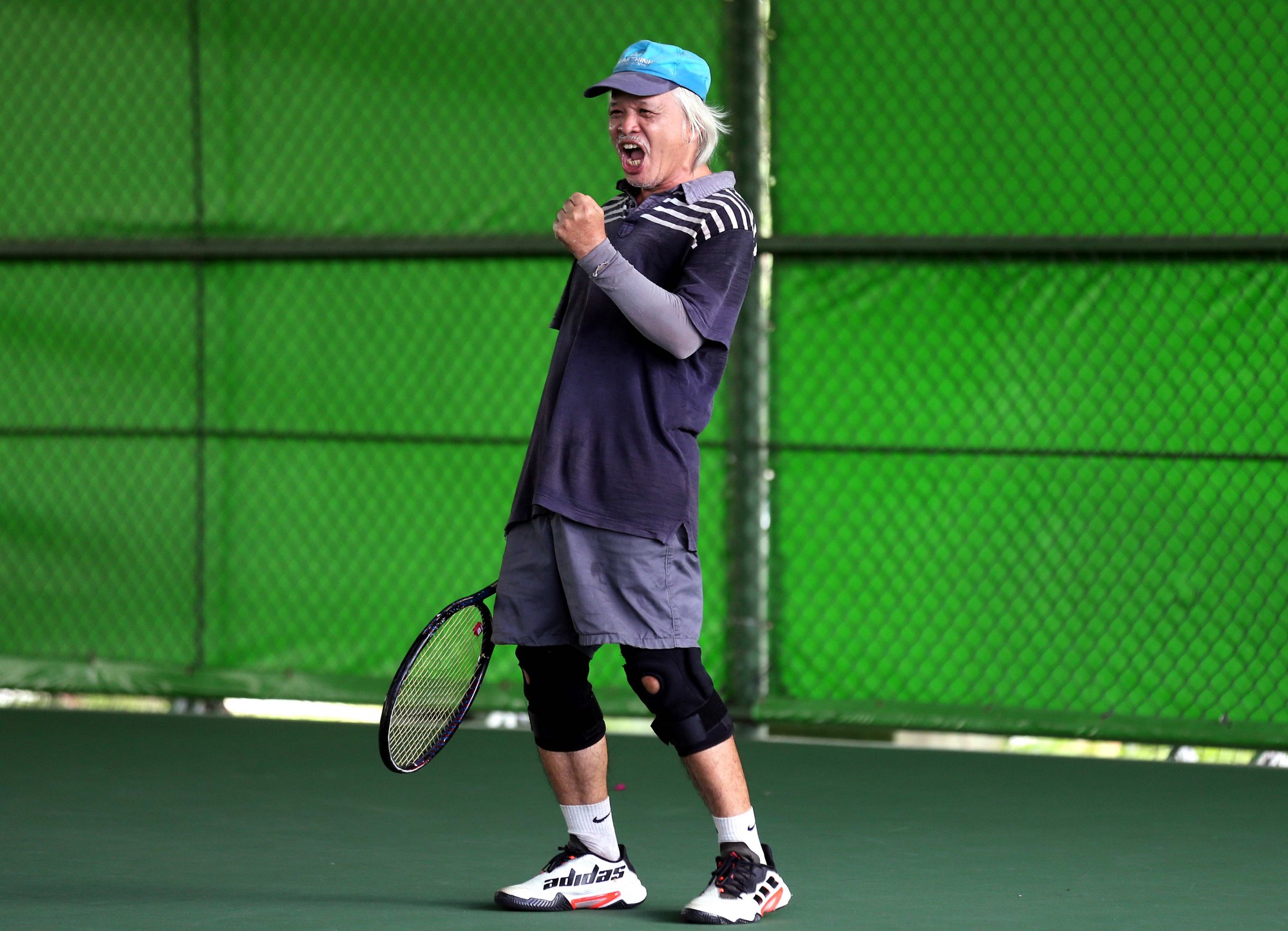 ការប្រកួតកីឡាវាយកូនបាល់ដ៏រំភើបដើម្បីអបអរសាទរទិវាសារព័ត៌មានបដិវត្តន៍វៀតណាម - រូបថត ១៤. Hào hứng Giải quần vợt giao lưu chào mừng ngày Báo chí Cách mạng Việt Nam - Ảnh 14.