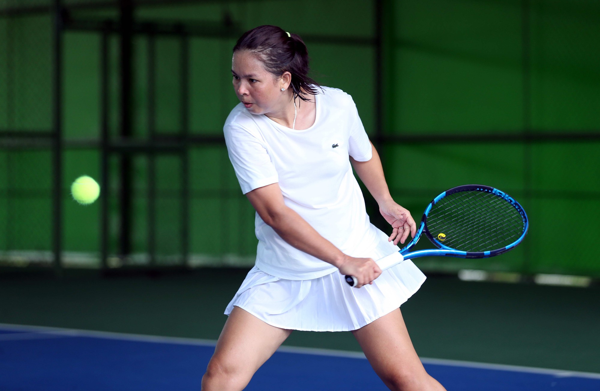 ការប្រកួតកីឡាវាយកូនបាល់ដ៏រំភើបដើម្បីអបអរសាទរទិវាសារព័ត៌មានបដិវត្តន៍វៀតណាម - រូបថត ១១. Hào hứng Giải quần vợt giao lưu chào mừng ngày Báo chí Cách mạng Việt Nam - Ảnh 11.