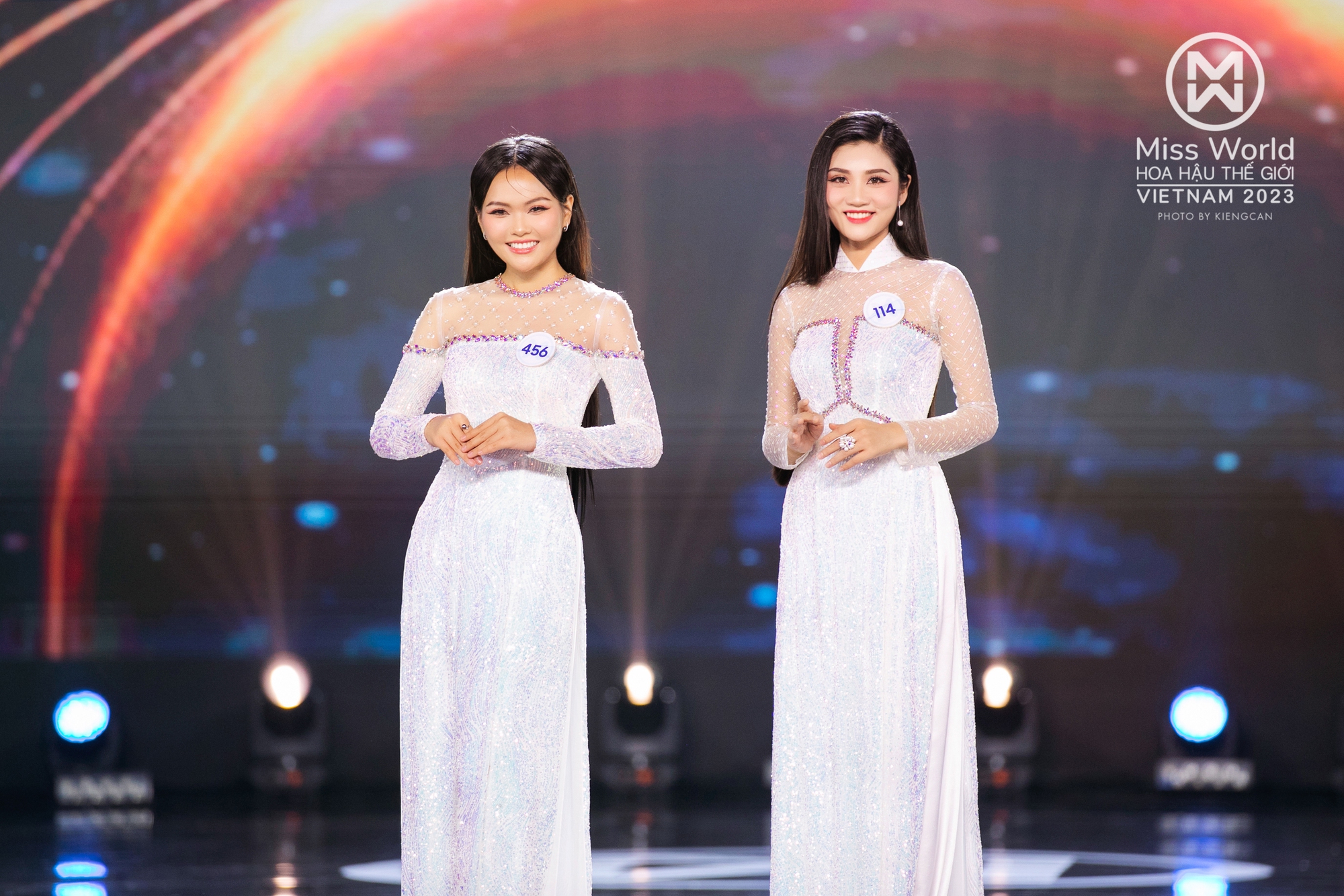 Người đẹp Hoa hậu Thế giới Việt Nam 2023 duyên dáng trong tà áo dài - Ảnh 10.