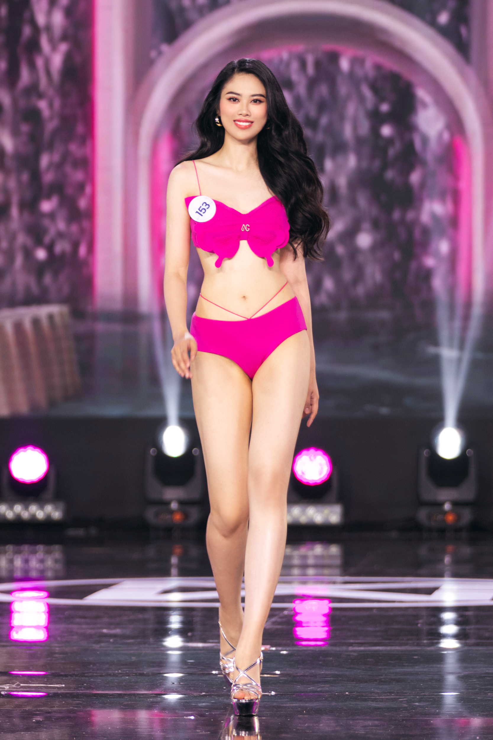 Dàn người đẹp trình diễn bikini nóng bỏng nhất Hoa hậu Thế giới Việt Nam 2023 - Ảnh 6.