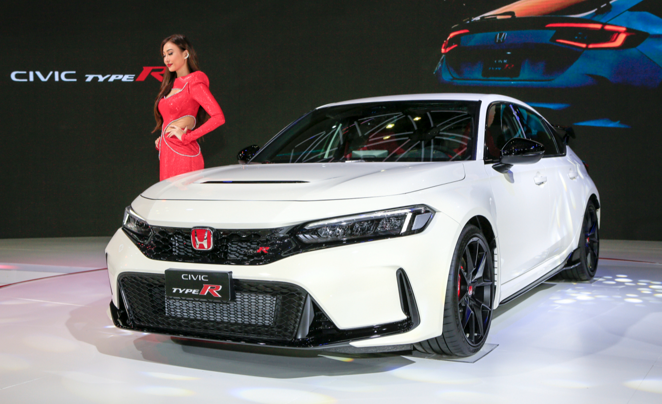 10 ô tô bán ít nhất Việt Nam tháng 5.2023: Đa phần xe Nhật, Toyota áp đảo - Ảnh 2.