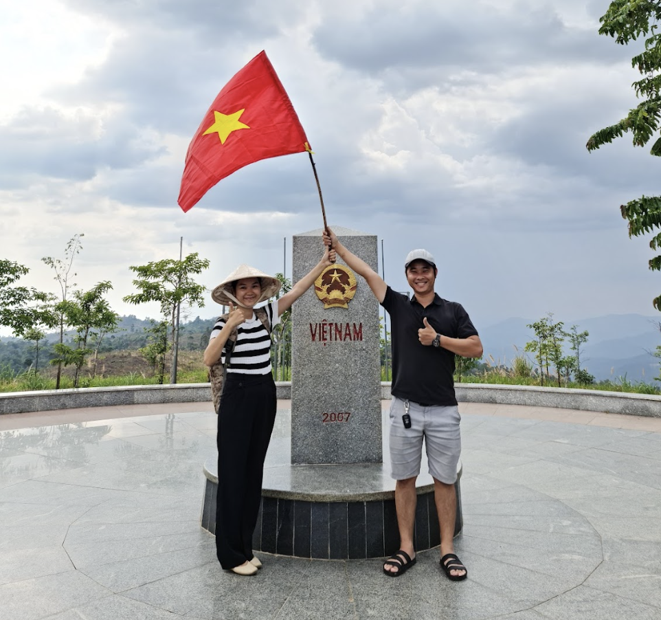 Vợ chồng son bán vàng cưới, đi trăng mật hết 63 tỉnh thành Việt Nam - Ảnh 5.