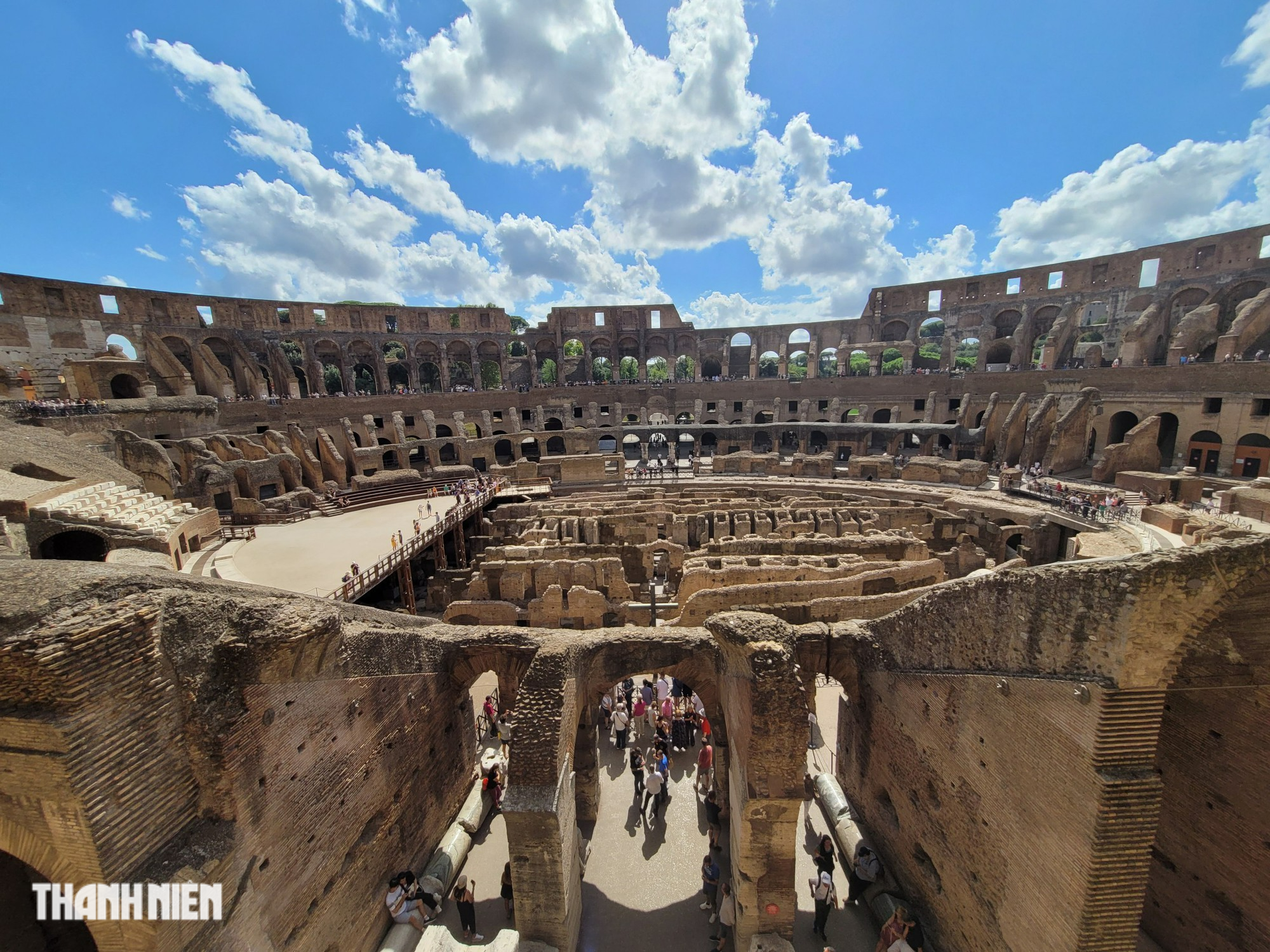 Bí ẩn đấu trường La Mã - 'cha đẻ' của các sân vận động hiện đại ngày nay - Ảnh 4.