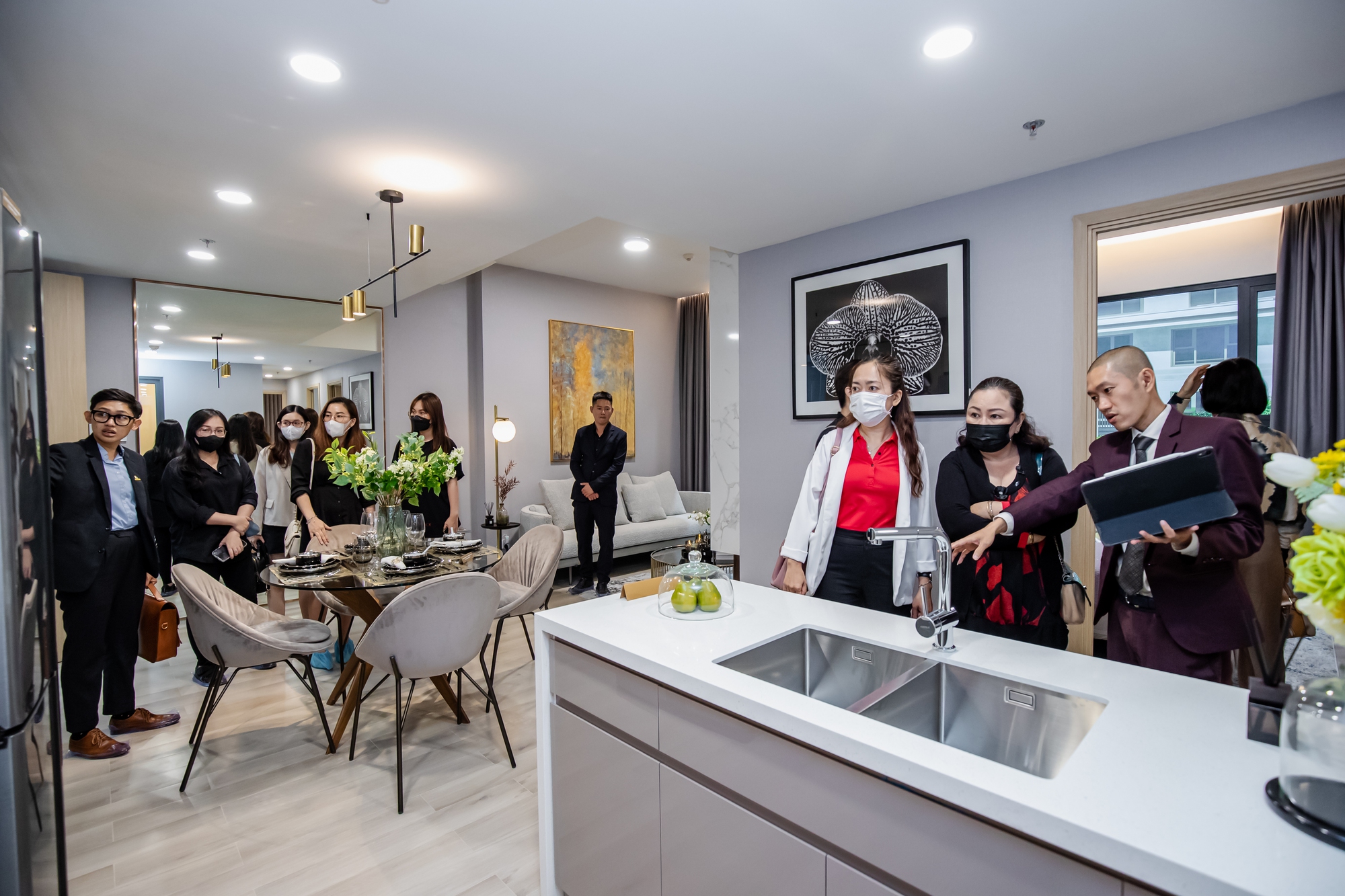 Möjlighet att köpa en lägenhet med en betalningspolicy på endast 35% för att få huset - Foto 4. Cơ hội mua căn hộ với chính sách thanh toán chỉ 35% nhận nhà - Ảnh 4.