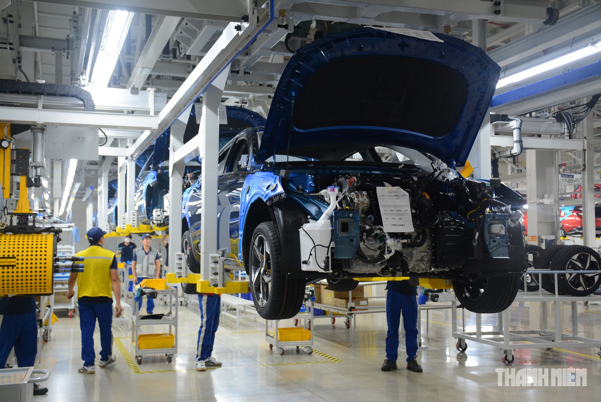 Tại sao ô tô SUV thường có nhiều chi tiết ốp nhựa đen quanh thân xe? - Ảnh 4.