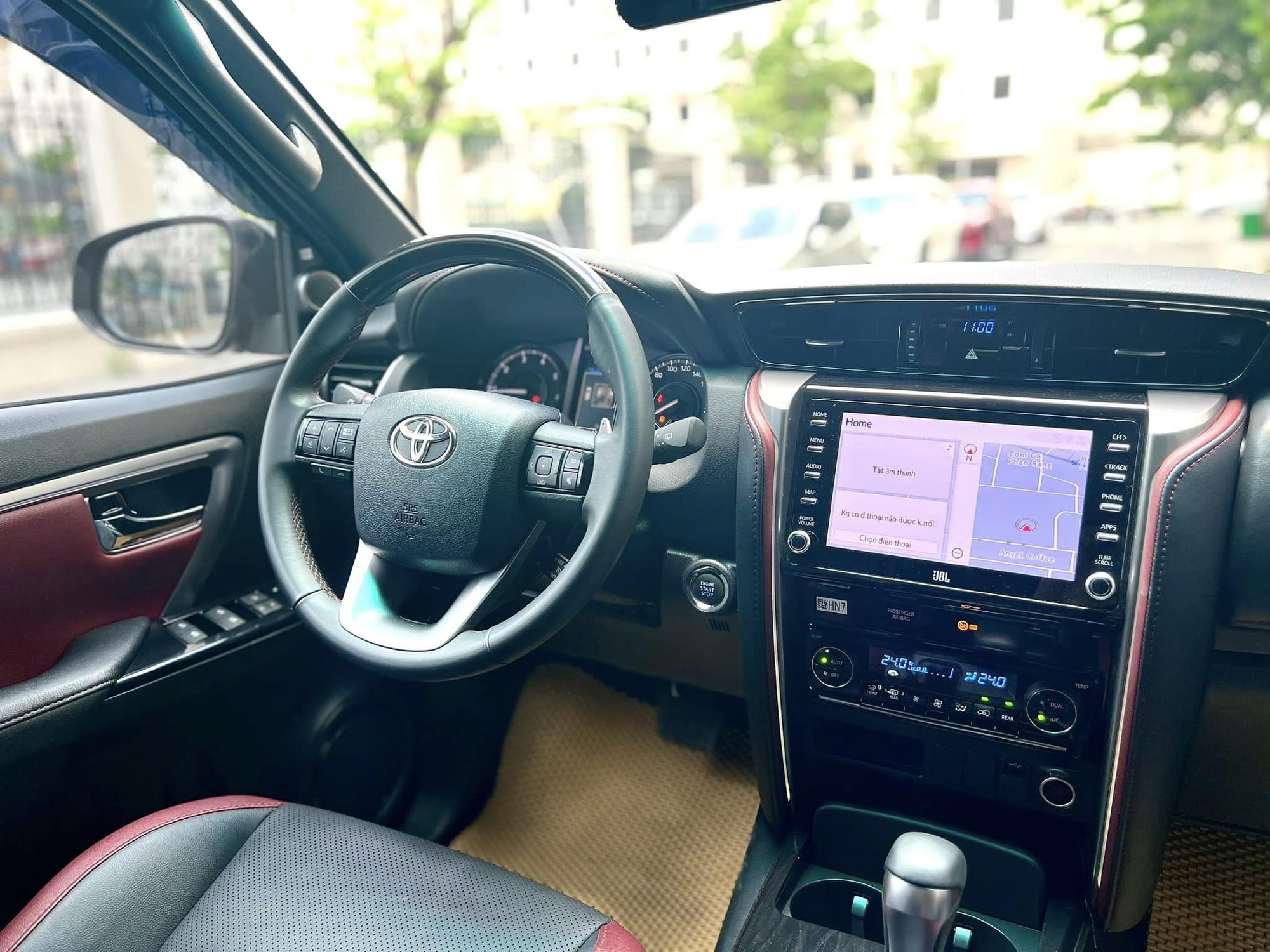 Toyota Fortuner Legender 'mất giá' hơn 350 triệu đồng sau 1 năm sử dụng - Ảnh 3. Toyota Fortuner Legender 'mất giá' hơn 350 triệu đồng sau 1 năm sử dụng - Ảnh 3.