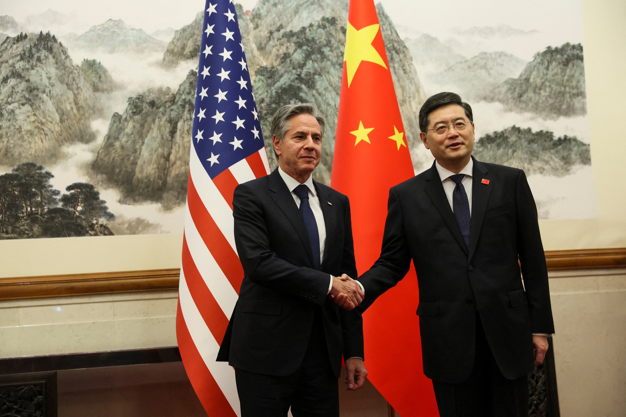 Ngoại trưởng Mỹ và Trung Quốc đã thảo luận 'thẳng thắn' những vấn đề gì? - Ảnh 1.