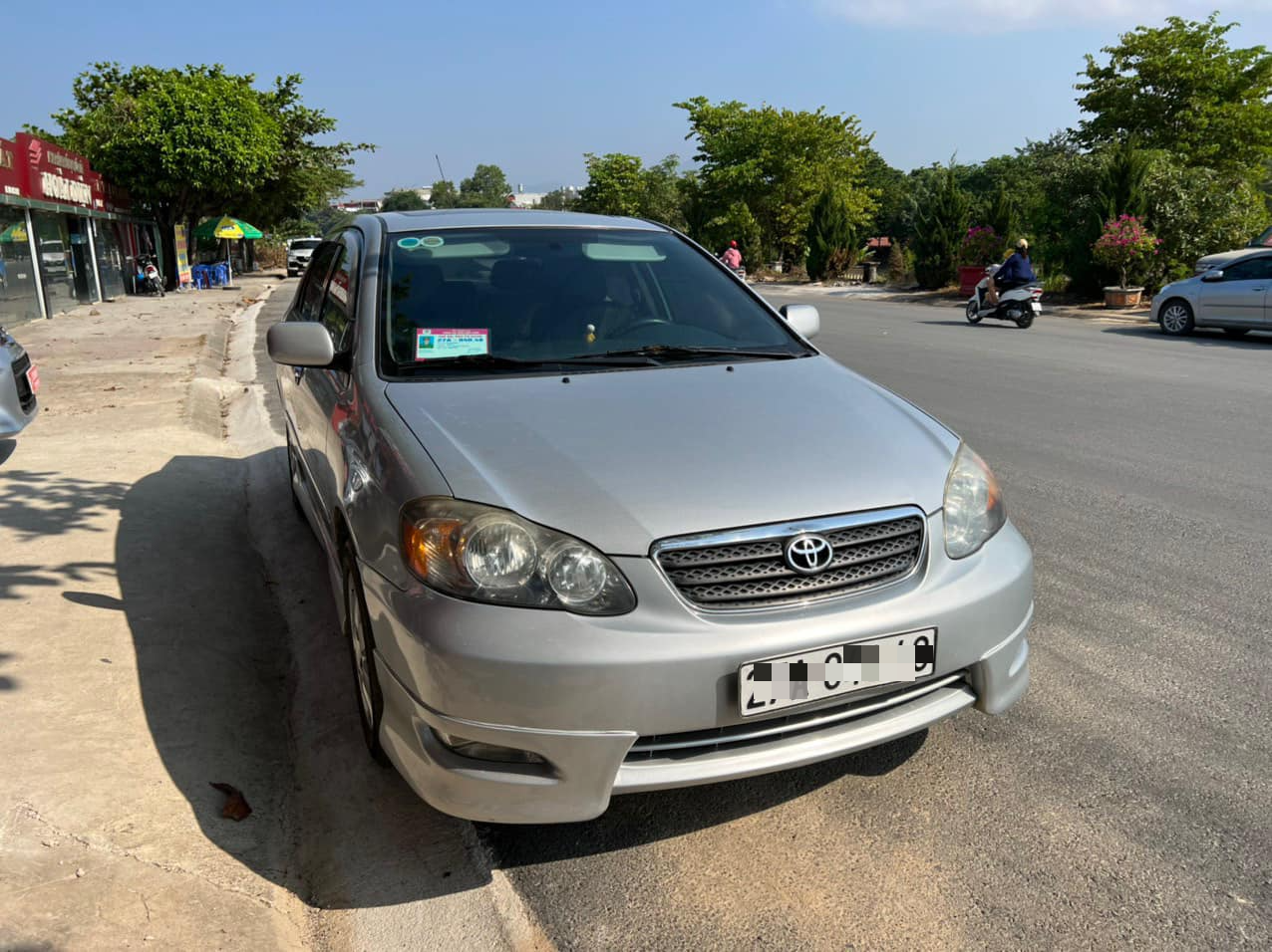 "Chất" xe khác biệt của Toyota Corolla nhập từ Mỹ, giá thua Kia Morning - Ảnh 1. "Chất" xe khác biệt của Toyota Corolla nhập từ Mỹ, giá thua Kia Morning - Ảnh 1.