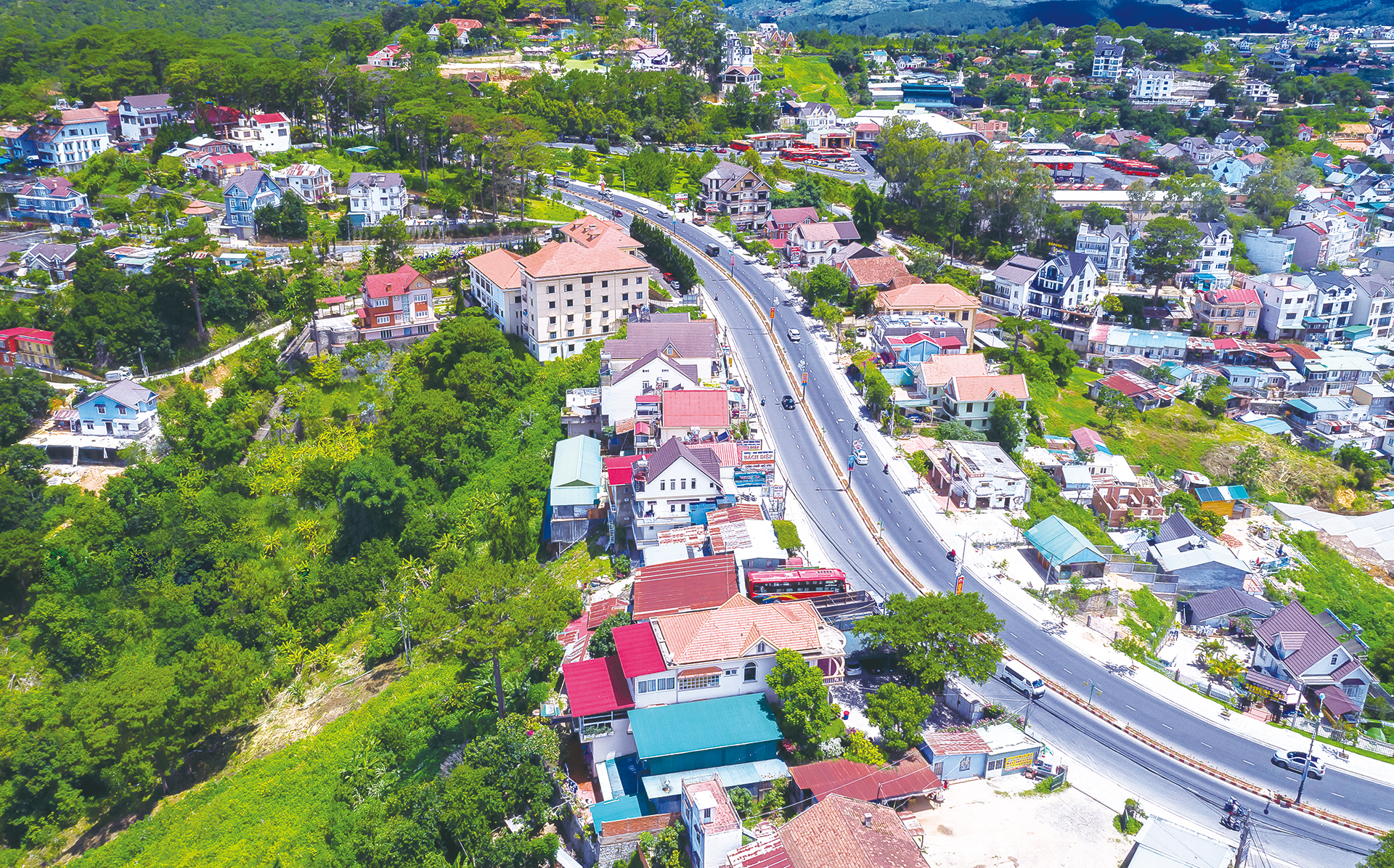 Dalat 130 tahun pembentukan dan pembangunan - Foto 3. Đà Lạt 130 năm hình thành và phát triển - Ảnh 3.