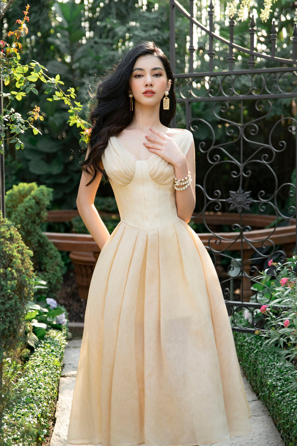 Váy màu Kem Joiedesroses Size S, M, L V126 – Yunie Clothes