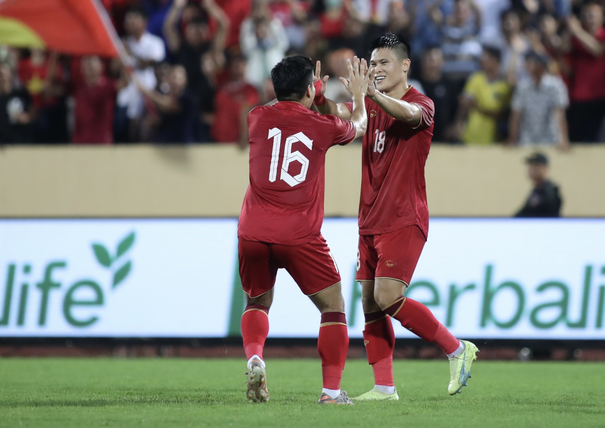 Đội tuyển Việt Nam khởi sắc trong chiến thắng Syria
 - Ảnh 15.