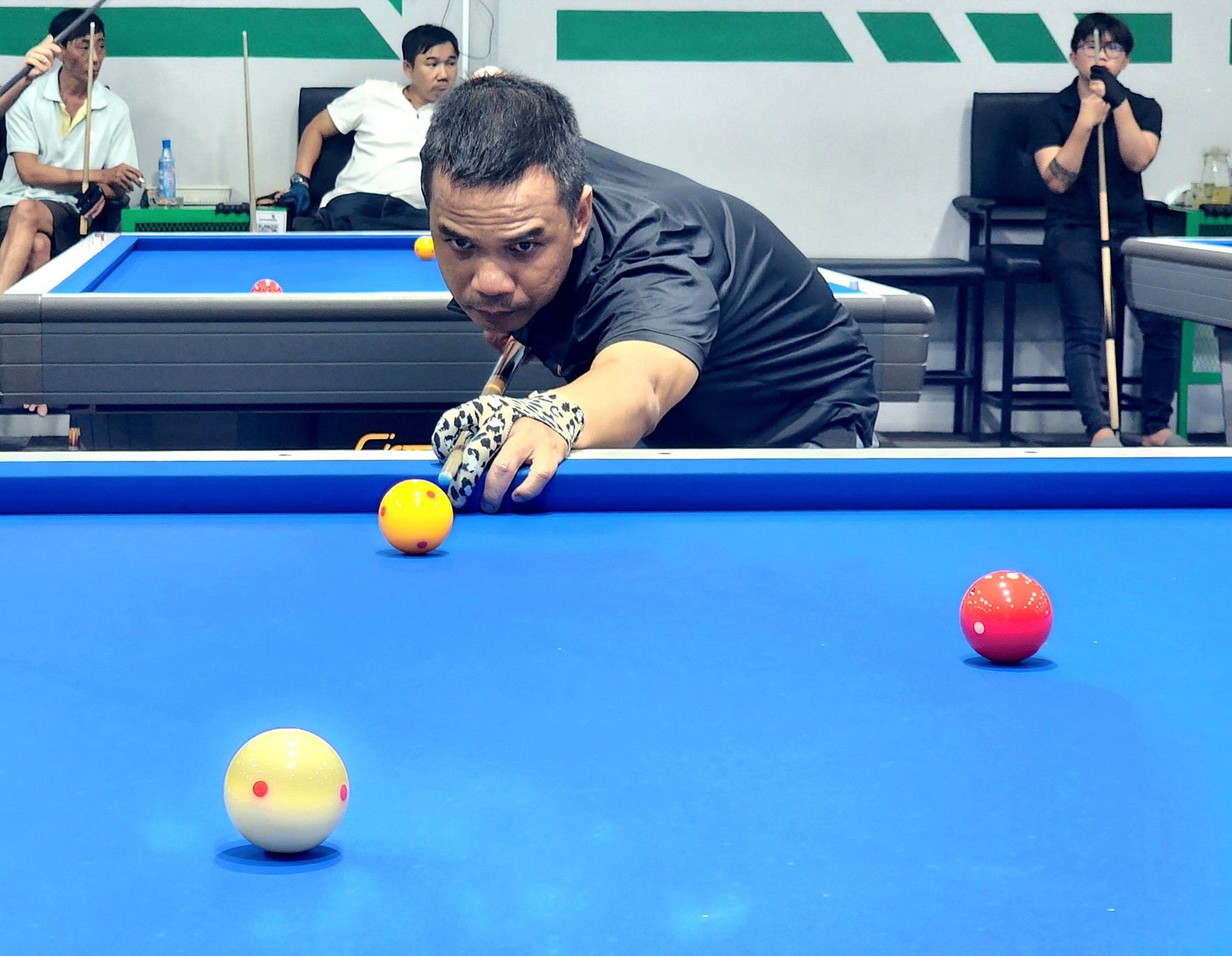 Nhiều cặp đấu gay cấn ở giải billiards Thanh Niên mở rộng 2023 - Ảnh 5.