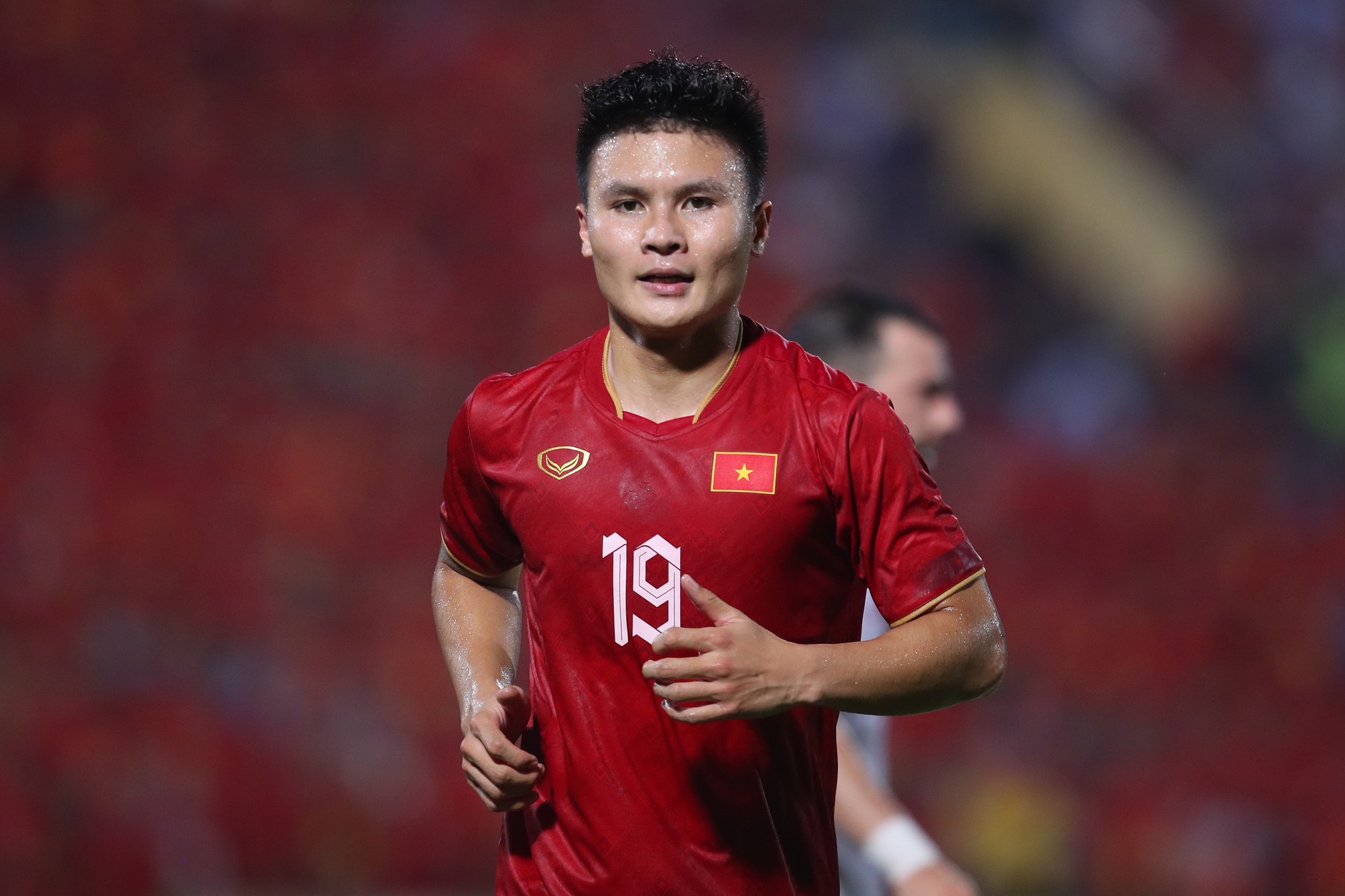 Tin bóng đá sáng 9/1: Sao trẻ Việt Nam gia nhập Bayern Munich; Quang Hải gây sốt tại ĐT Việt Nam