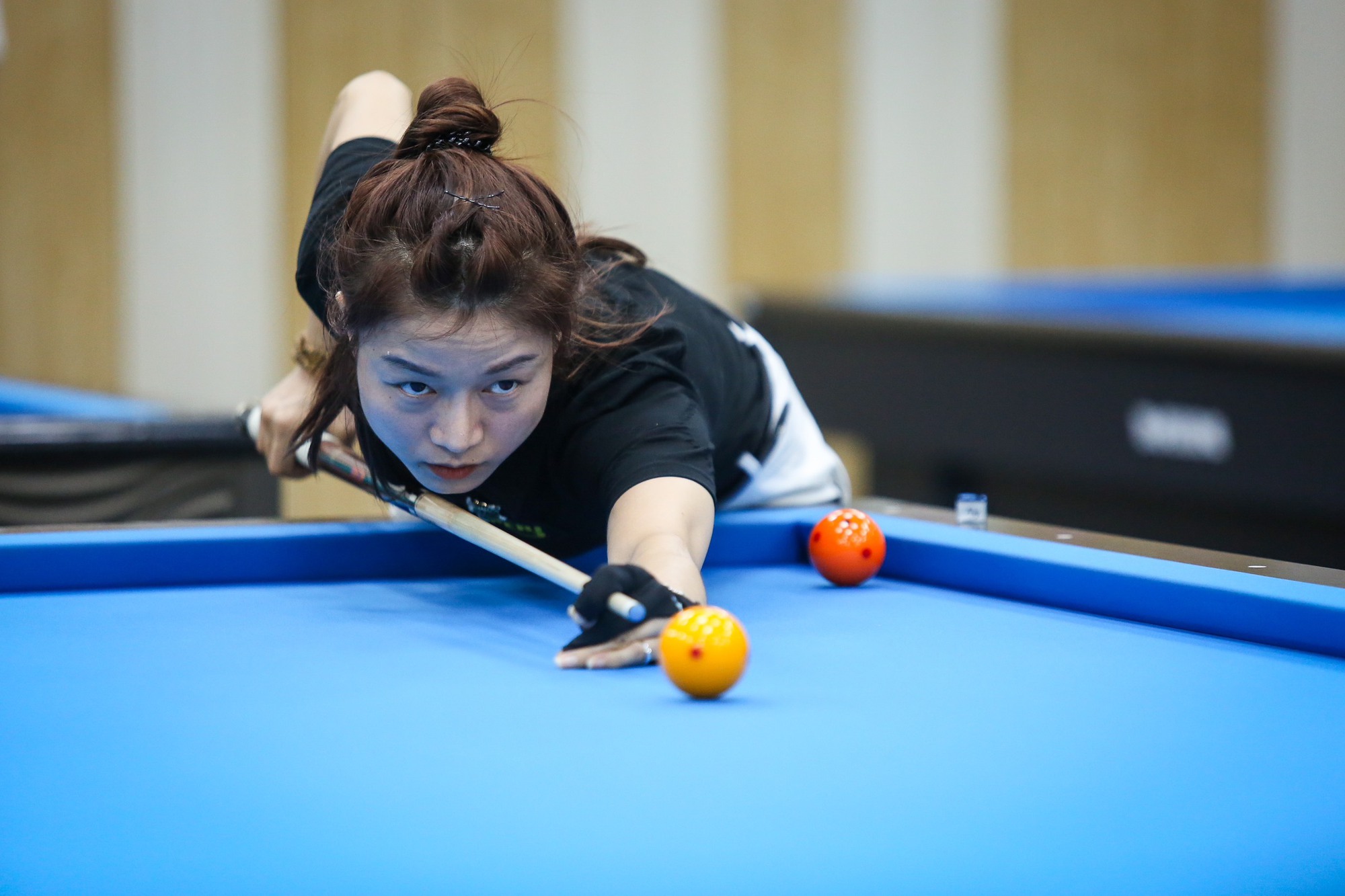 Hai hot girl billiards: người vượt đường xa, người lái xe trăm km dự giải Thanh Niên - Ảnh 2.