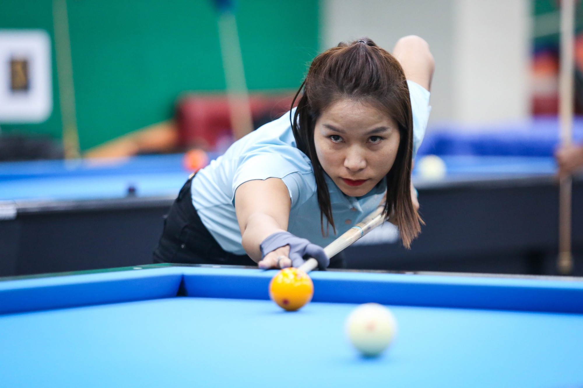 Những cơ thủ 'hot girl' gây ấn tượng ở giải billiards Thanh Niên mở rộng - Ảnh 8.