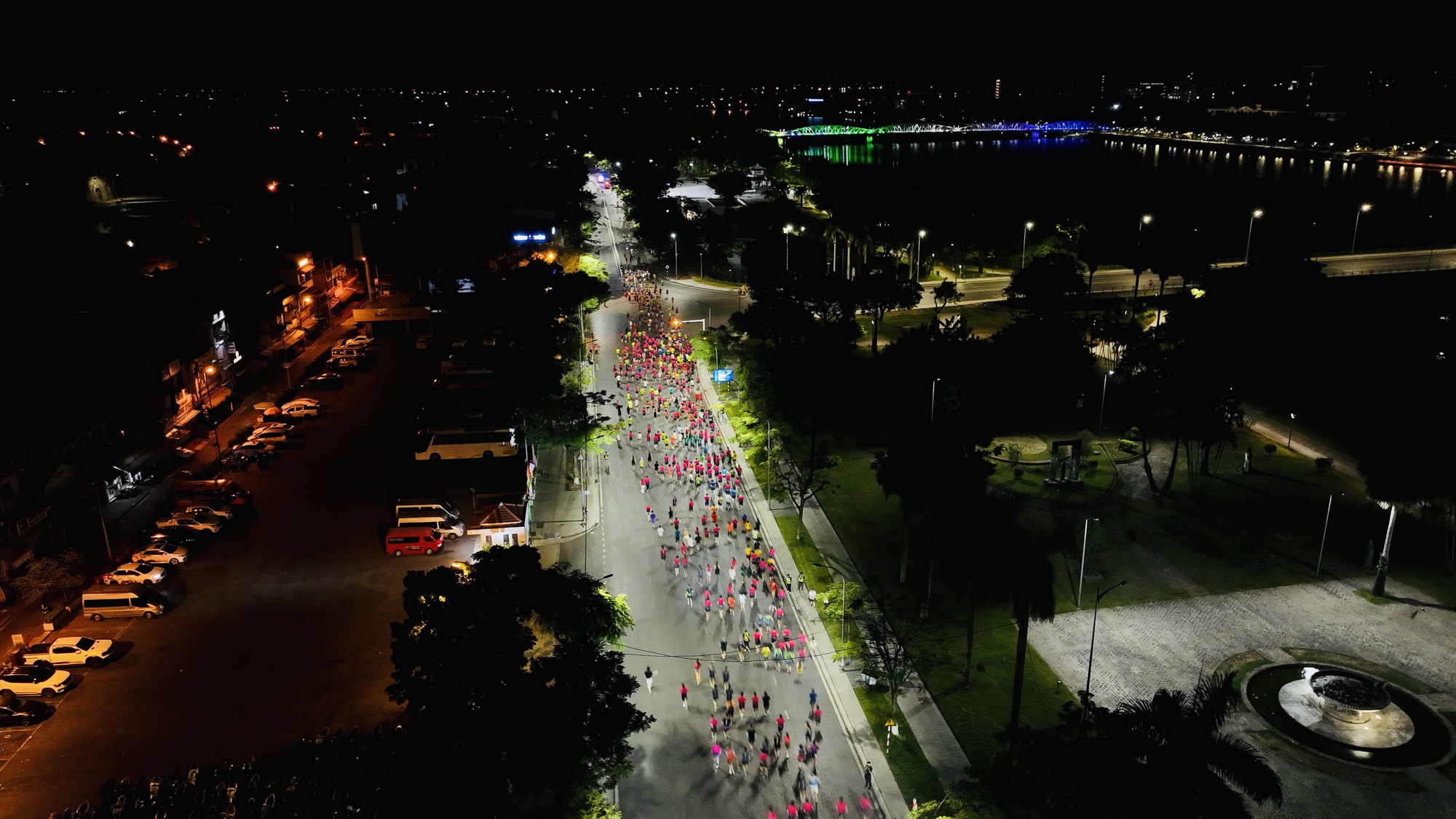 5.000 runner chinh phục cung được chạy đẹp nhất xứ Huế - Ảnh 5.