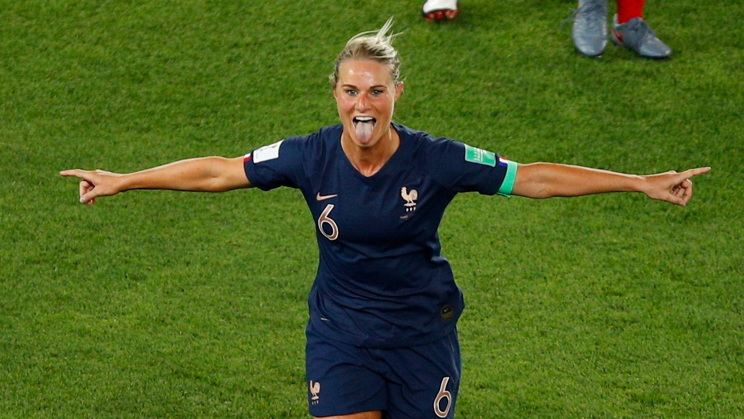 Những nữ cầu thủ nào giàu nhất tại World Cup nữ 2023? - Ảnh 3.