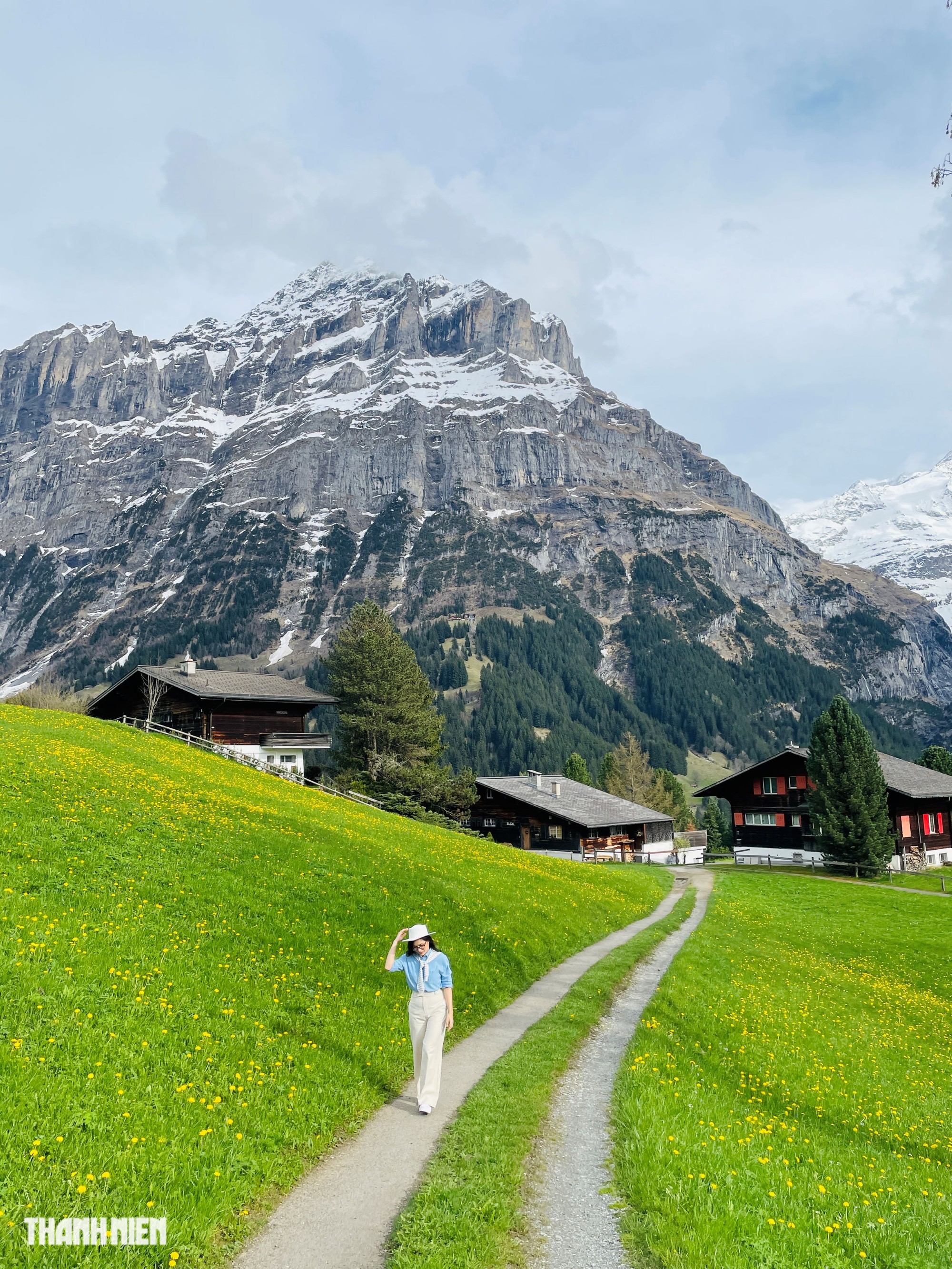 Thụy Sĩ mùa hoa vàng tuyết tan - Ảnh 3.