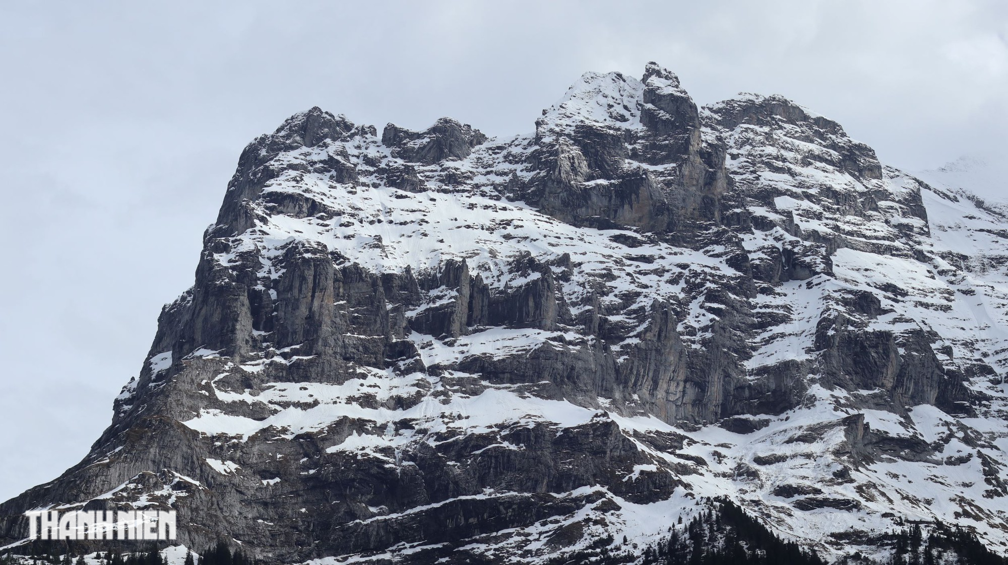 Thụy Sĩ mùa hoa vàng tuyết tan - Ảnh 5.