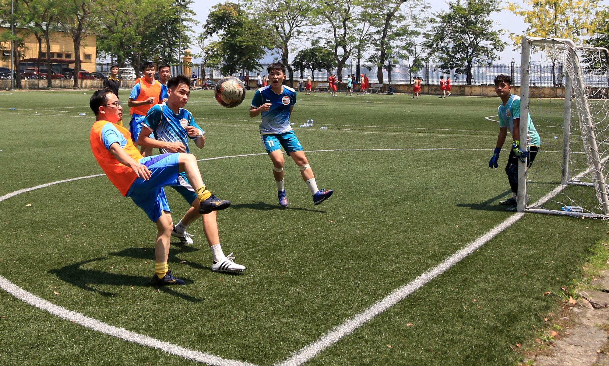 Báo Thanh Niên 'đánh rơi' chức vô địch tại Giải bóng đá cơ quan T.Ư Đoàn 2023 - Ảnh 7.