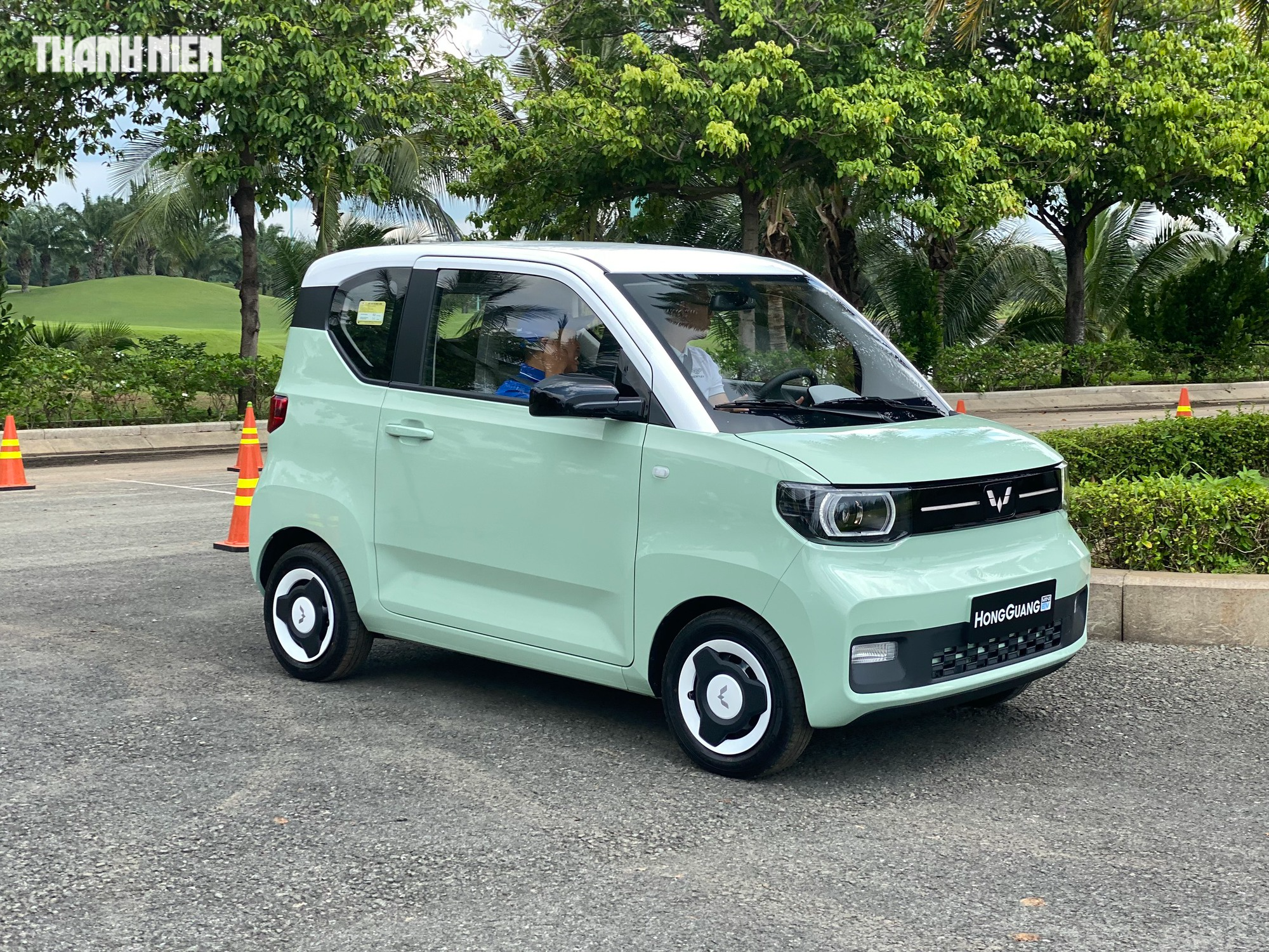 Đánh giá nhanh Wuling Hongguang Mini EV, giá bán là rào cản   - Ảnh 1.