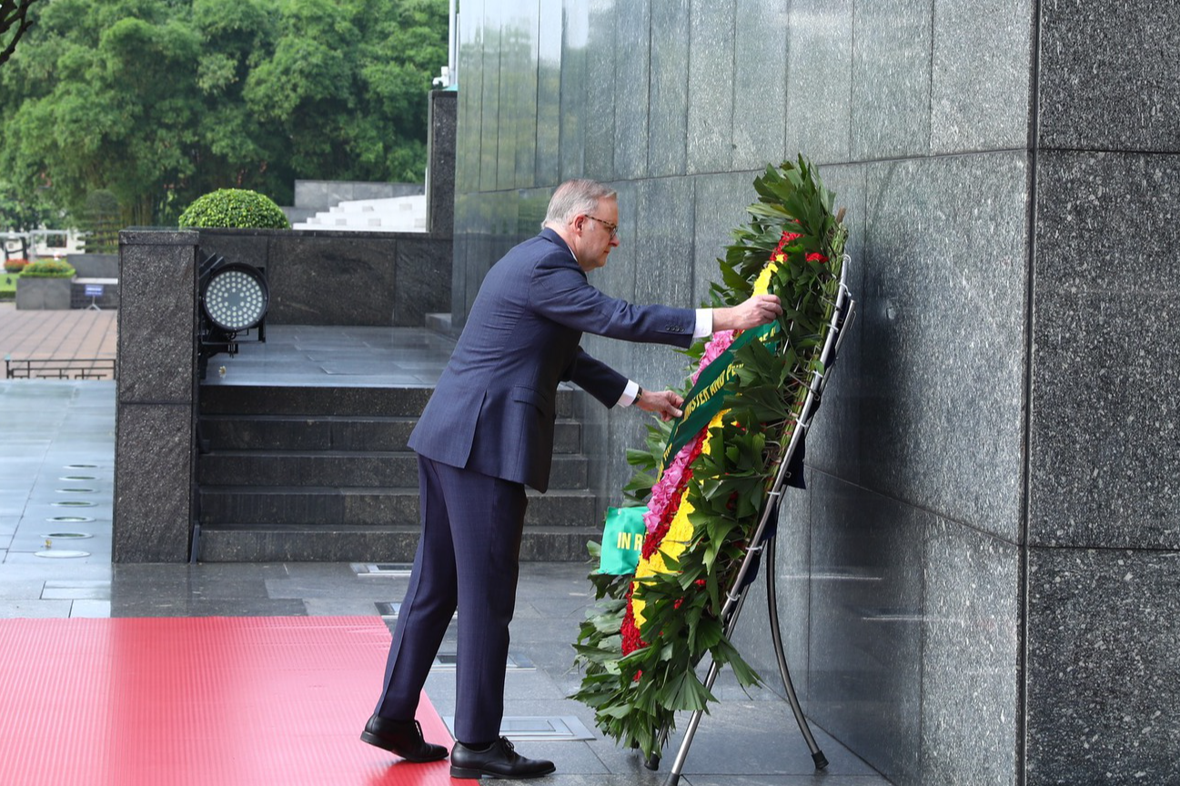 Thủ tướng Phạm Minh Chính chủ trì lễ đón Thủ tướng Úc Anthony Albanese - Ảnh 2.