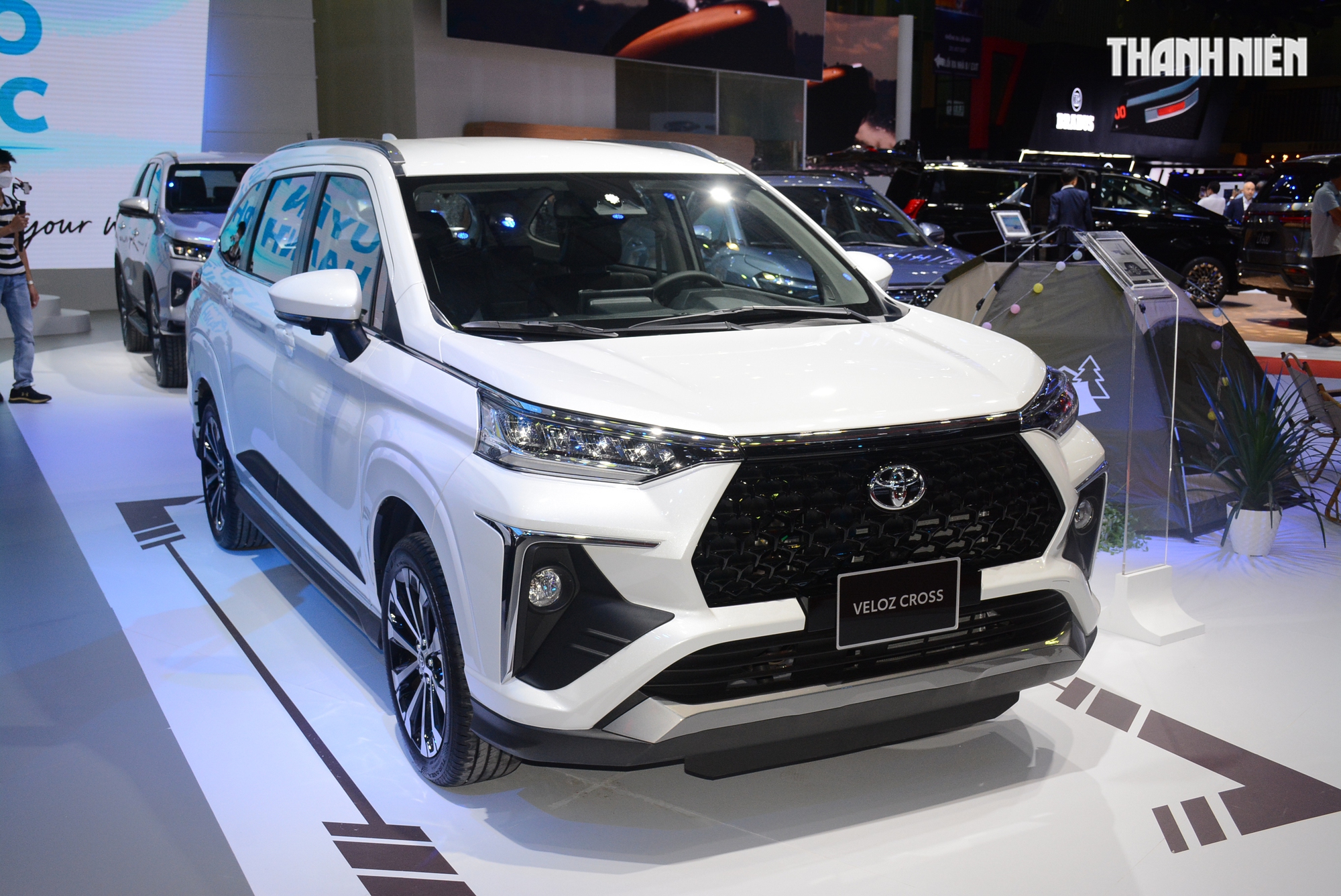 Xe MPV 7 chỗ tại Việt Nam 'đại hạ gi&aacute;', Hyundai Stargazer giảm hơn 100 triệu đồng - Ảnh 1.