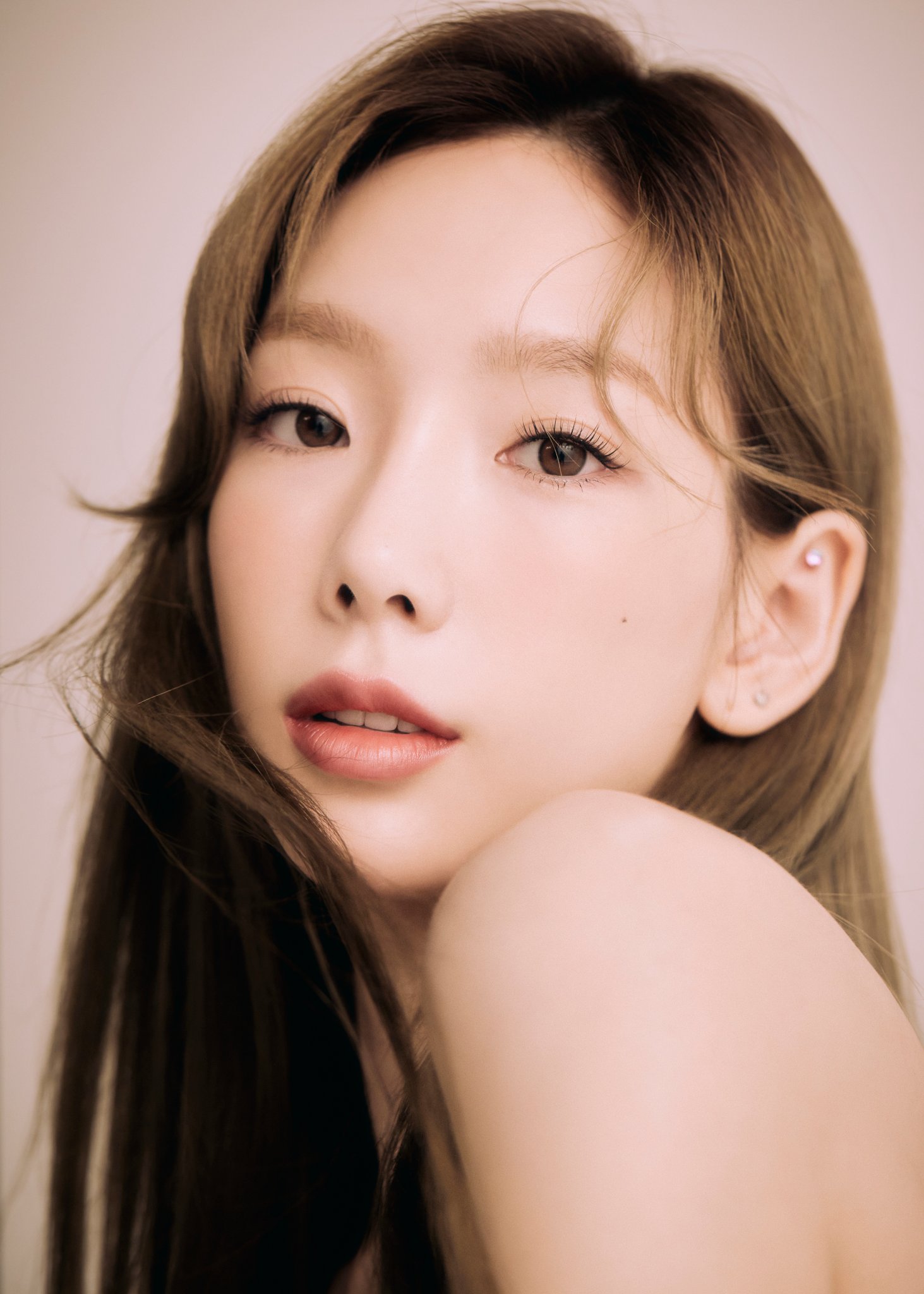 Trưởng nhóm SNSD Taeyeon ở tuổi 34: sự nghiệp solo thành công bất chấp thị phi - Ảnh 5.