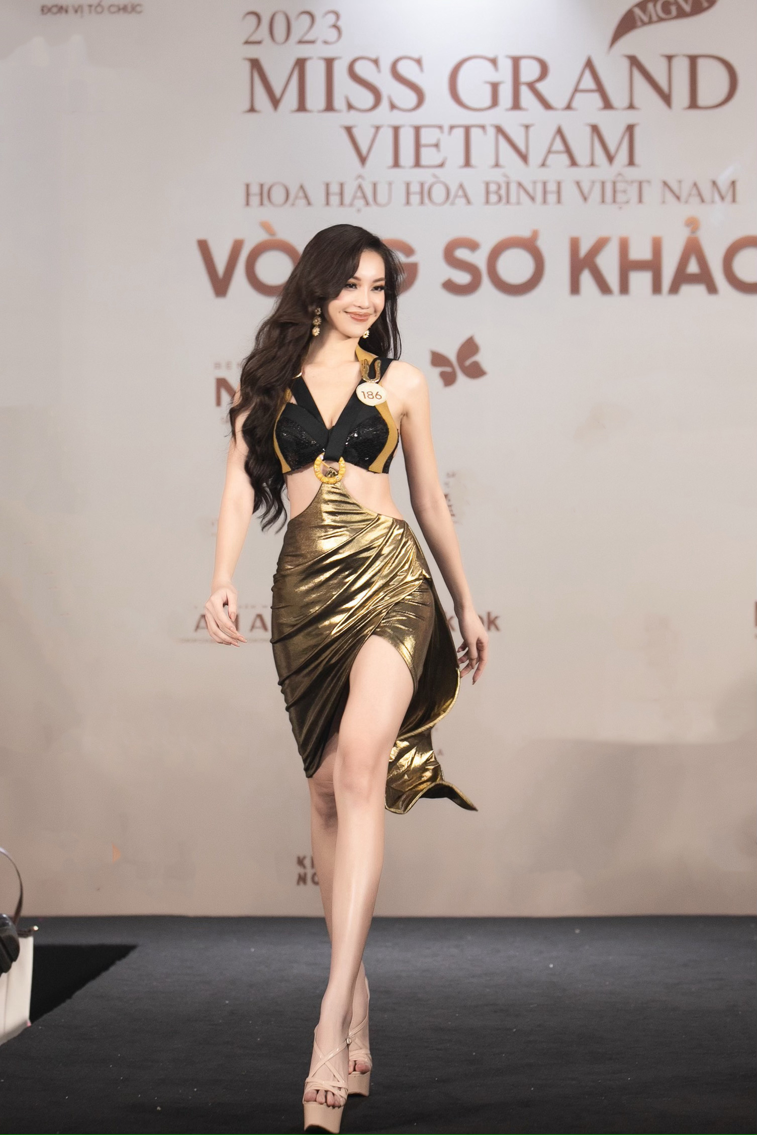 Vẻ nóng bỏng của người đẹp Trà Vinh thi Miss Grand Vietnam hai năm liên tiếp - Ảnh 2.