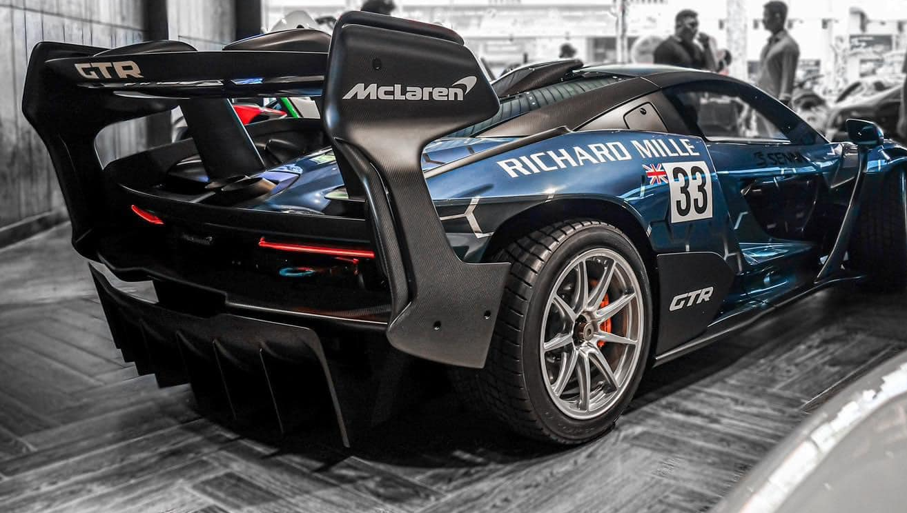 Phan Công Khanh đưa McLaren Senna GTR giá triệu đô về Việt Nam trước khi bị bắt - Ảnh 2. Phan Công Khanh đưa McLaren Senna GTR giá triệu đô về Việt Nam trước khi bị bắt - Ảnh 2.