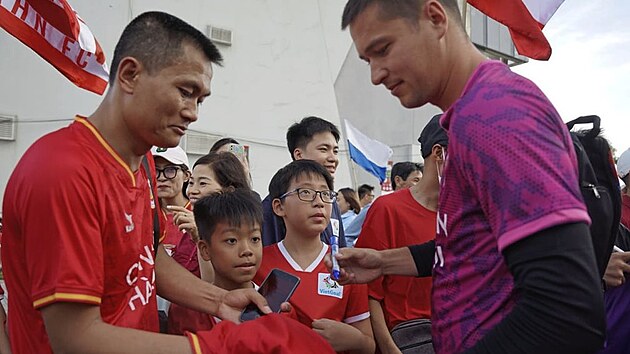 Filip Nguyễn sắp có quốc tịch Việt Nam, mong muốn được dự Asian Cup 2023 - Ảnh 1.