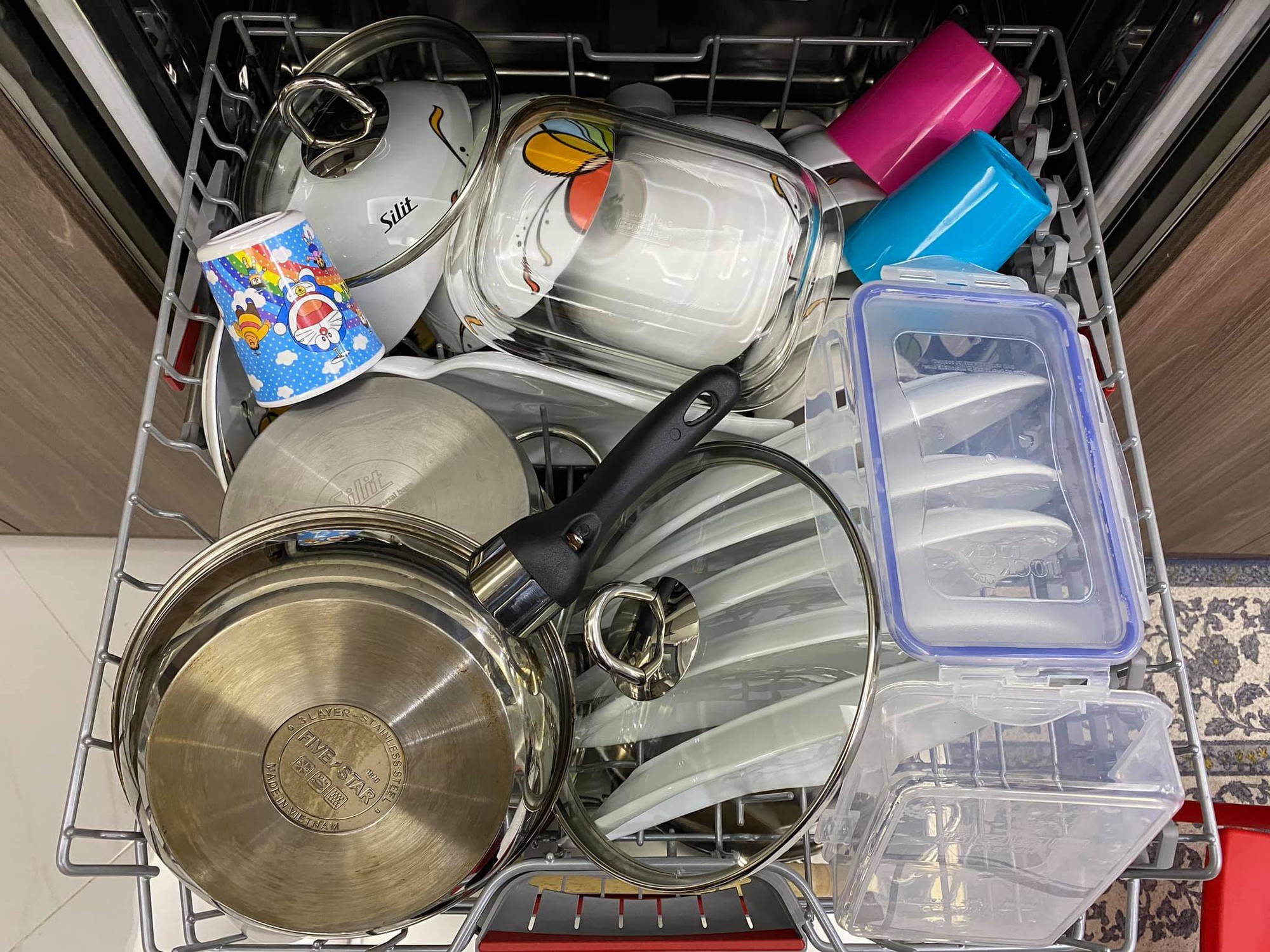 So sánh máy sấy bát và máy rửa bát Nhật có sấy So sánh máy sấy bát và máy rửa bát Nhật có sấy