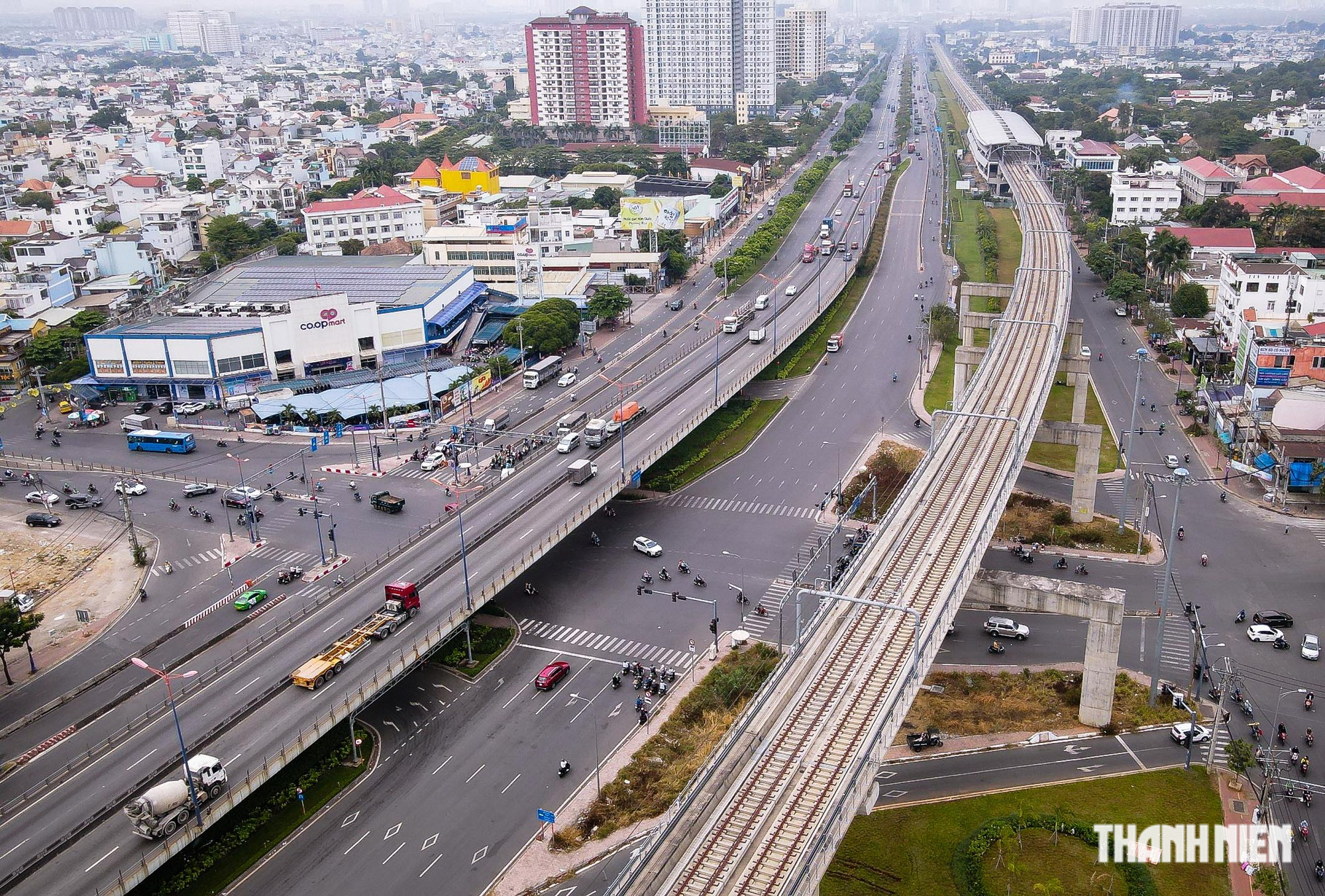 Ngắm nhìn tuyến đường hiện đại bậc nhất TP.HCM mang tên Võ Nguyên Giáp - Ảnh 9.