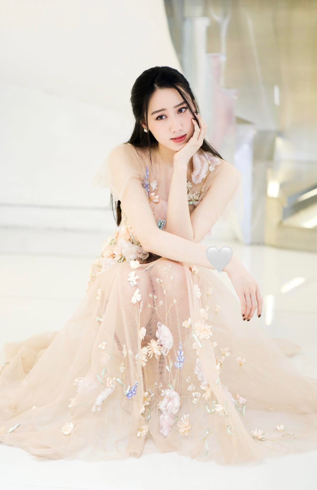 Nữ sinh Ngoại thương sở hữu vòng eo 58cm thi Miss Grand Vietnam - Ảnh 7.